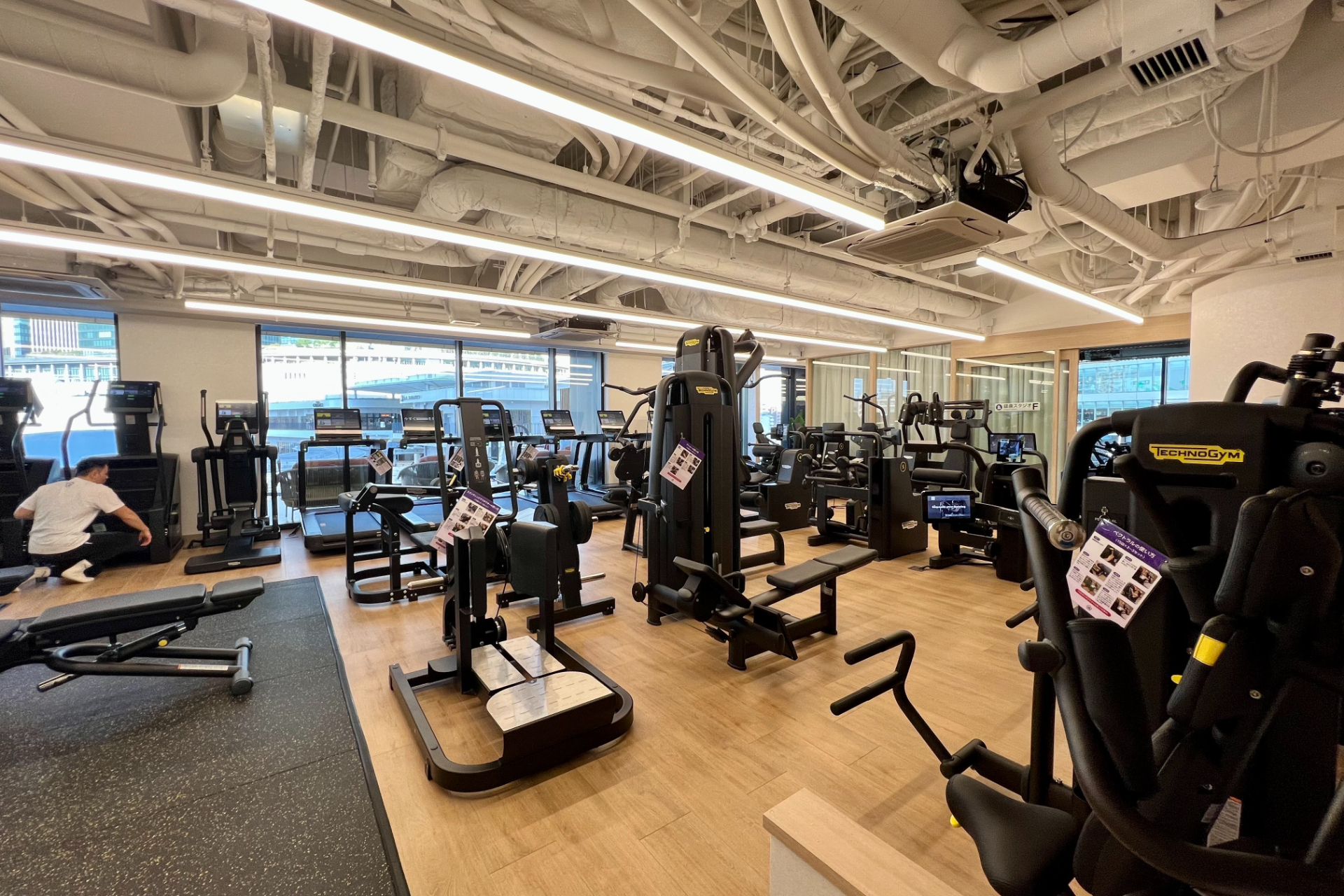 フィットネスジム