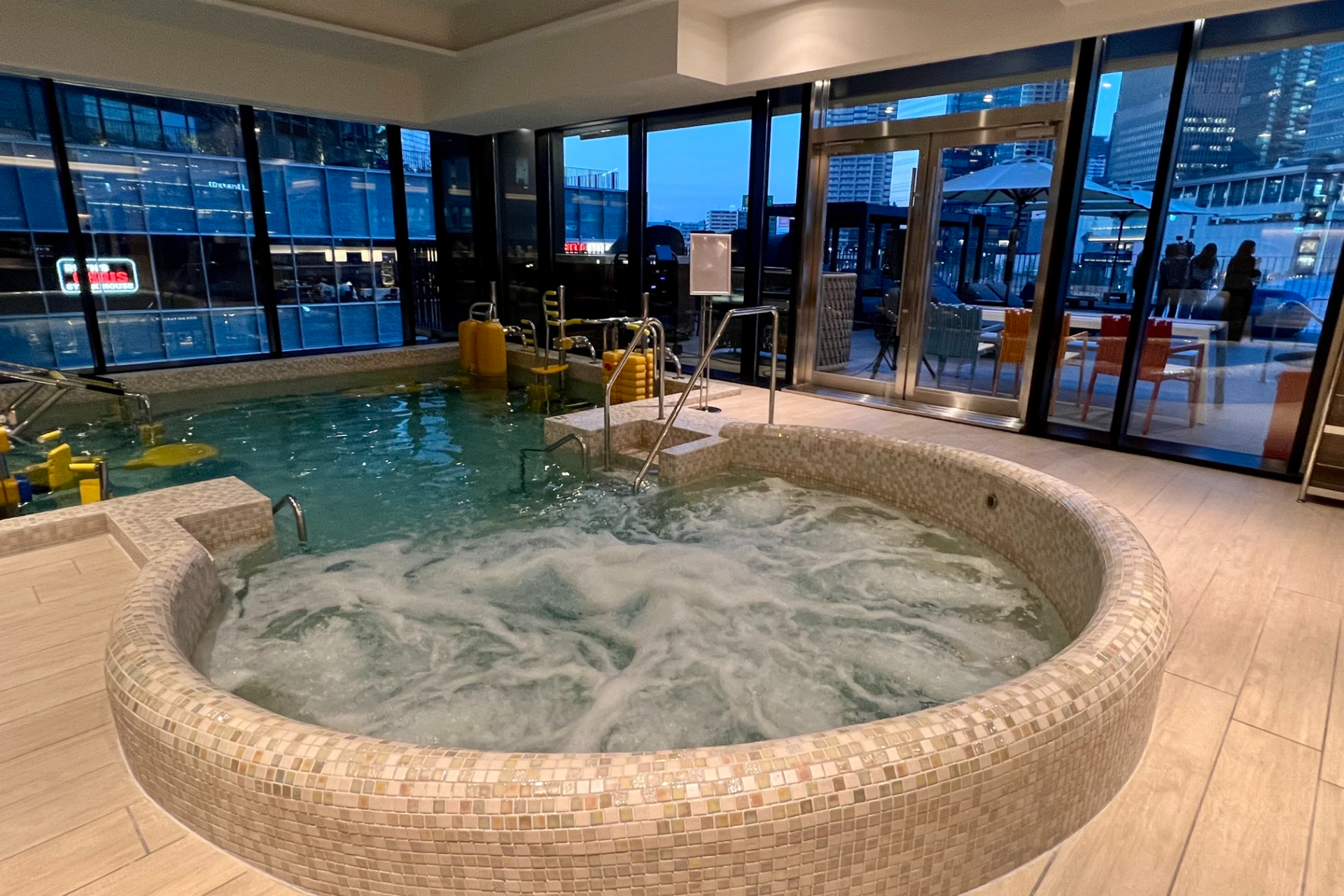 アクアジム＆ジャグジープール