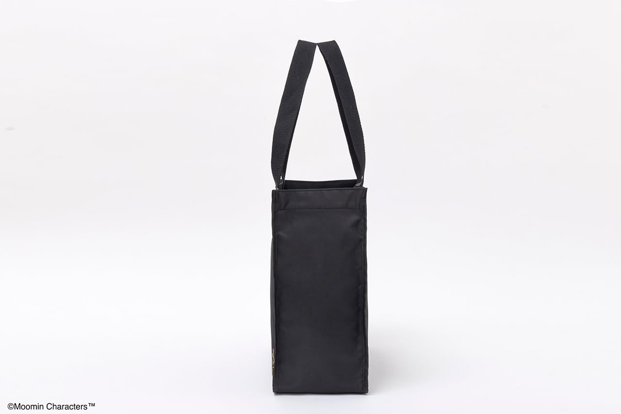 マチ付きで荷物がたっぷり入る