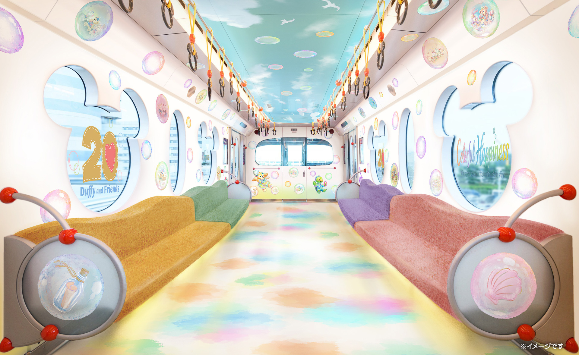 ぬいぐるみ生地と同じ座席シートでふわふわな座り心地