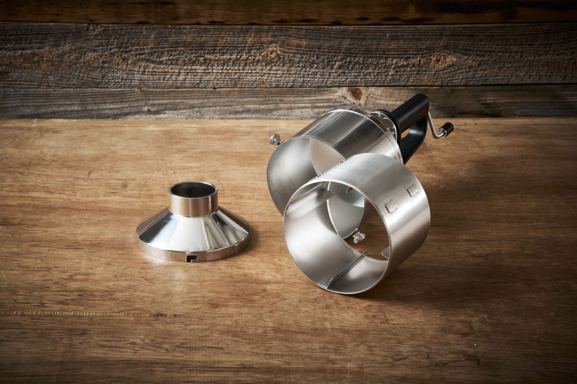 「二重シリンダー」を採用