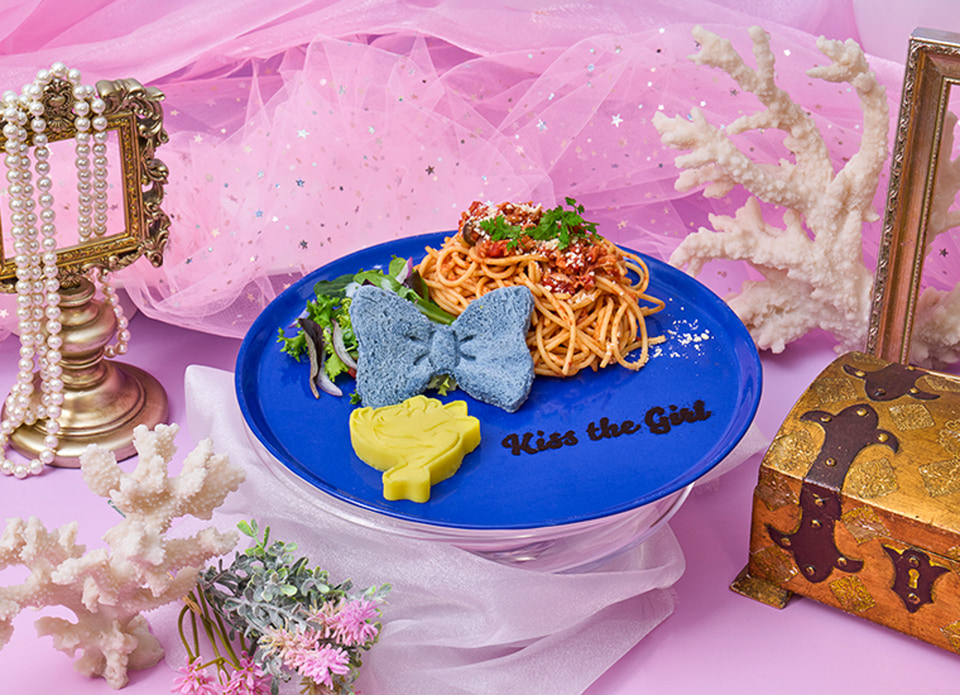 表参道ヒルズに映画「リトル・マーメイド」の期間限定カフェ誕生