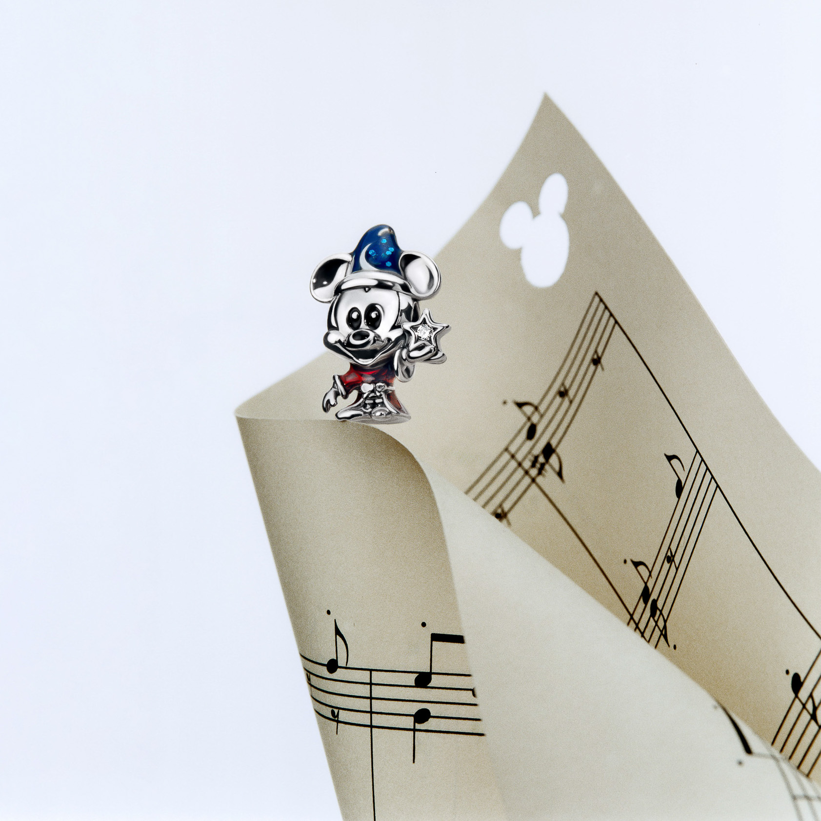 「Disney Sorcerer Apprentice Mickey Charm」（1万3200円）
