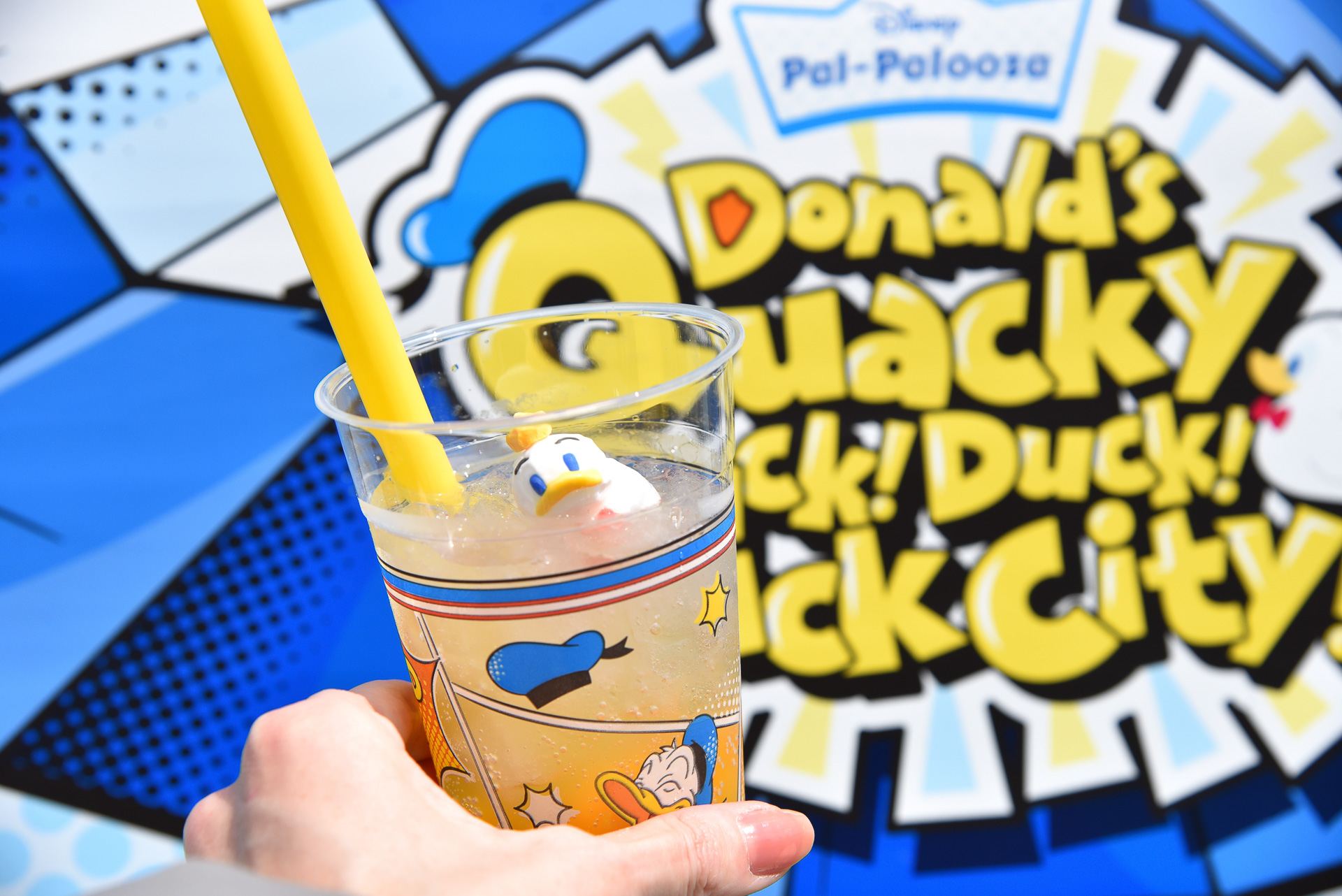 「スパークリングドリンク（トロピカルフルーツ）」（780円）