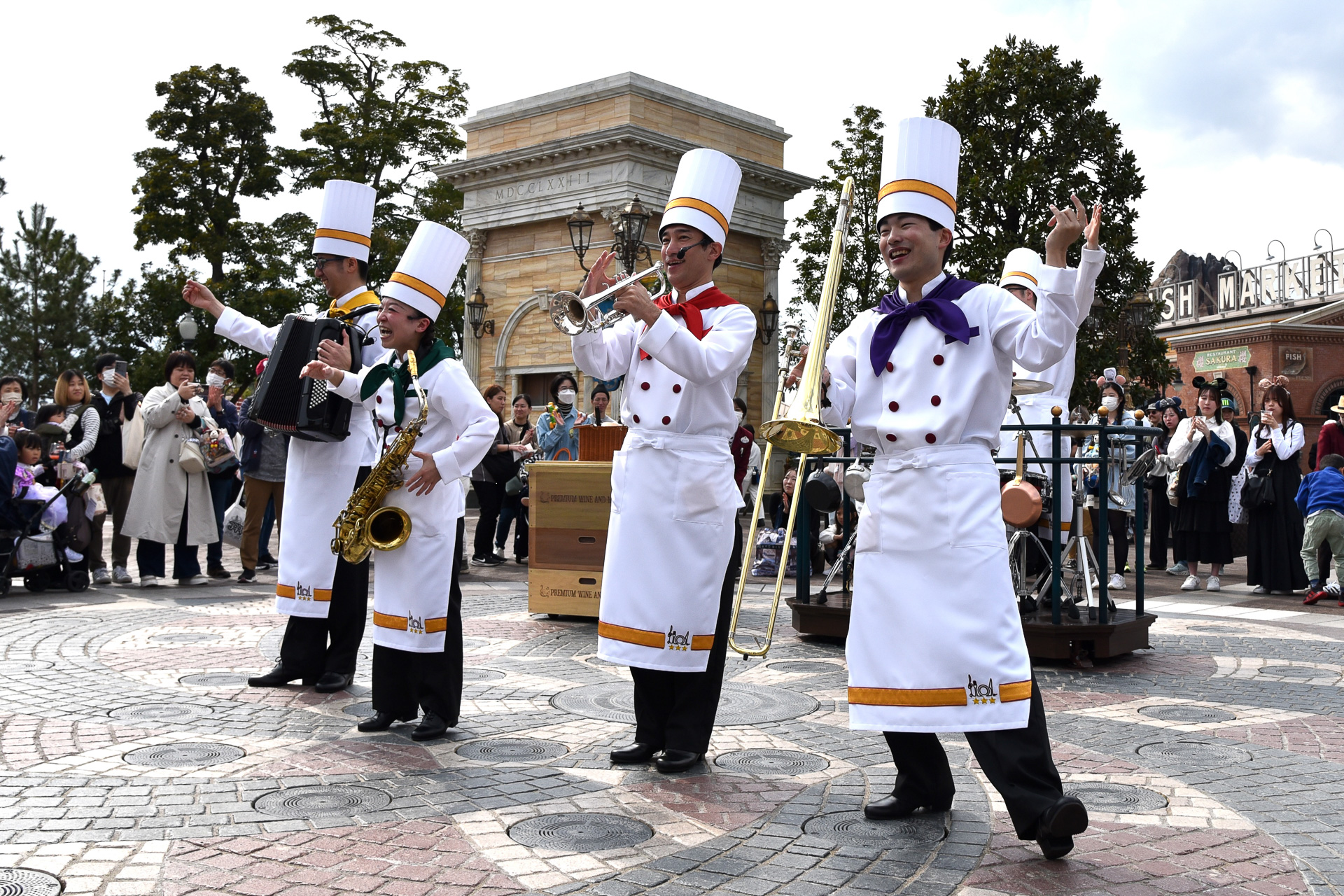 コースが完成したら「ボナペティ！（召し上がれ）」
