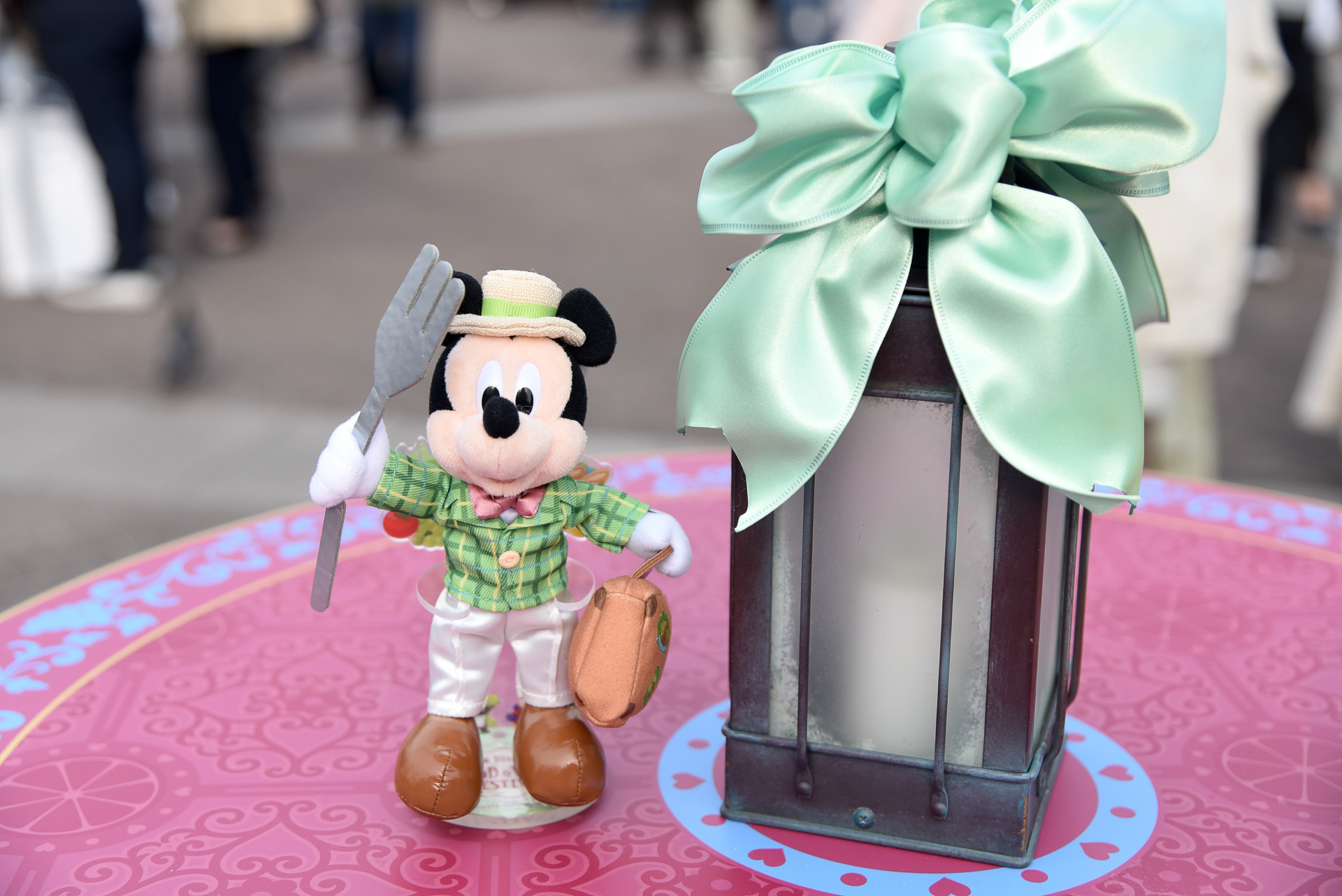 「東京ディズニーシー・フード＆ワイン・フェスティバル」の身につけ＆撮影グッズをチェックしよう！