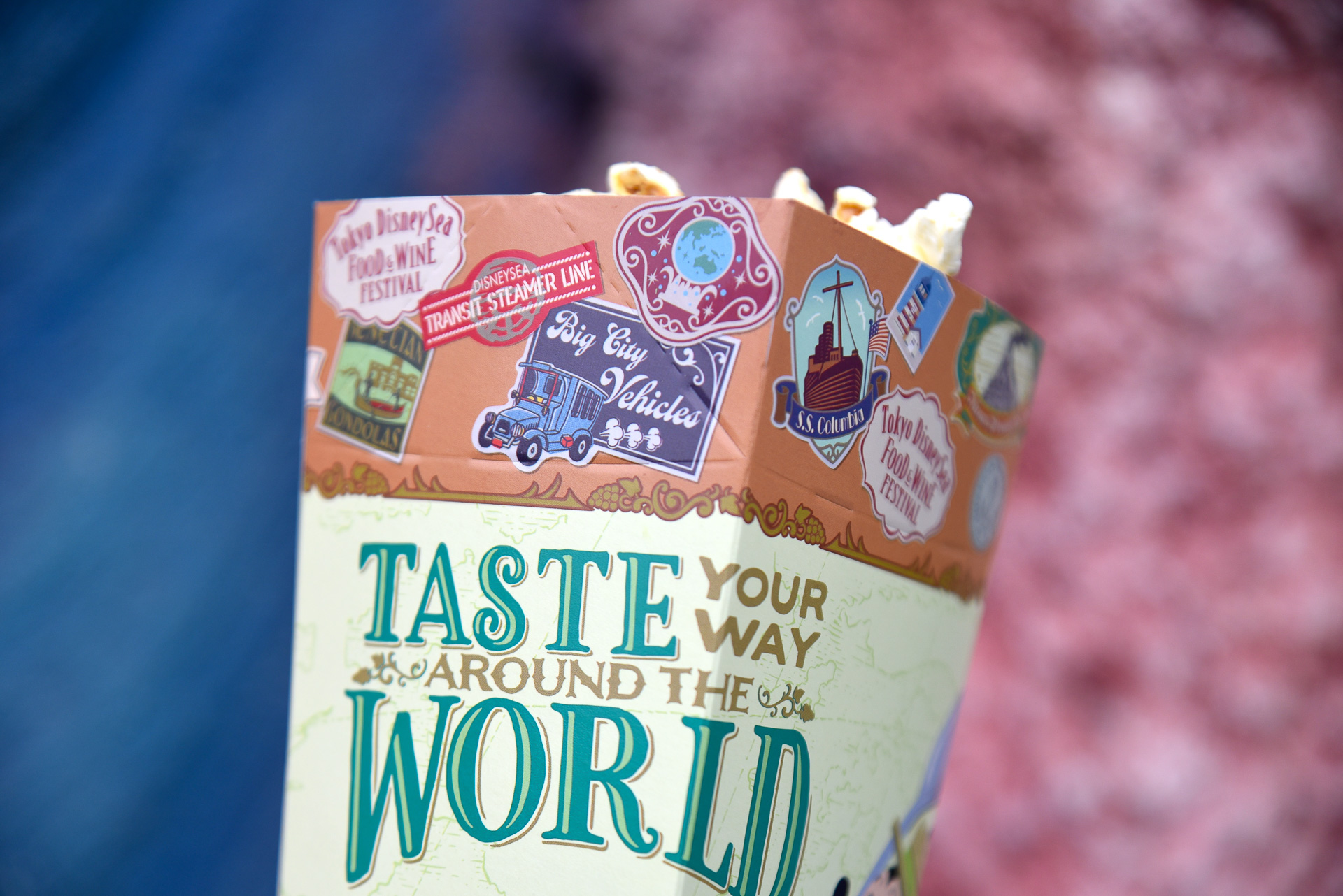 ボックスはイベント限定のスペシャル版だ