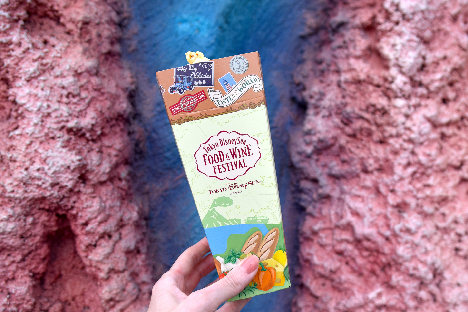 ボックスはイベント限定のスペシャル版だ