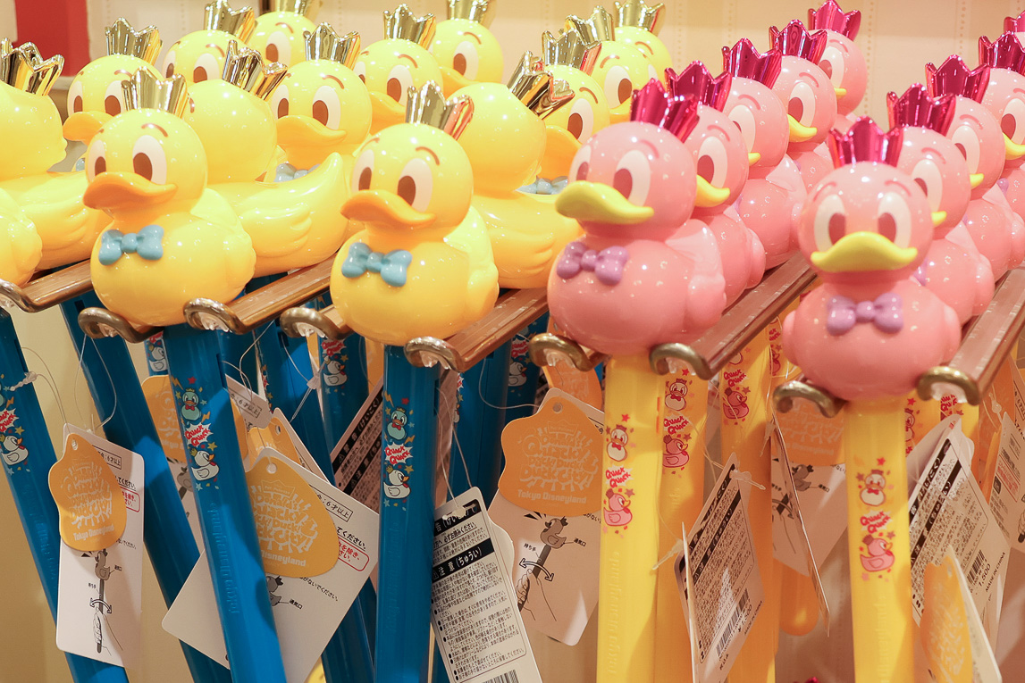 「ドナルドのクワッキー・ダック！ダック！ダックシティ！」のグッズを紹介