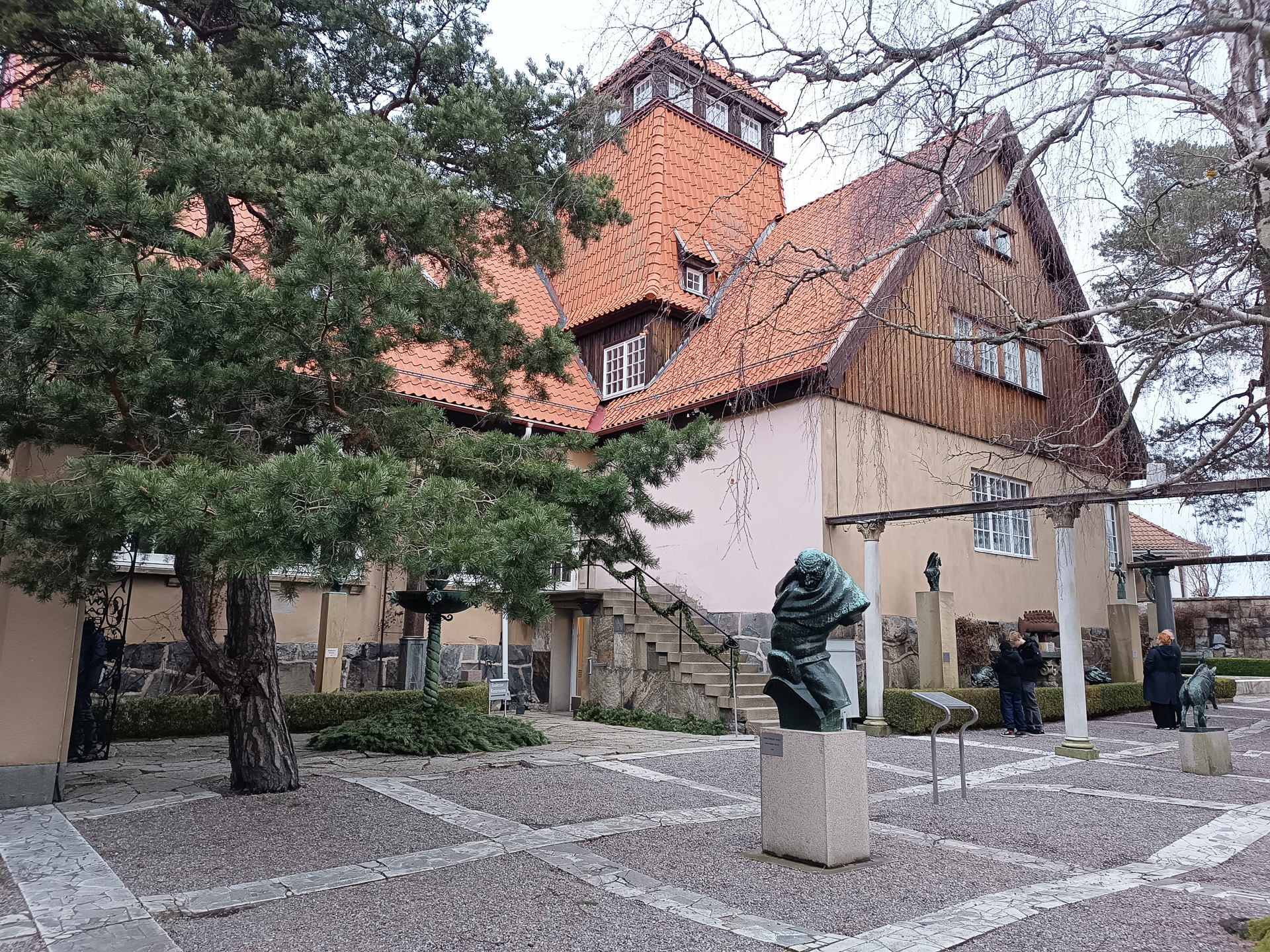 ミレスゴーデン美術館