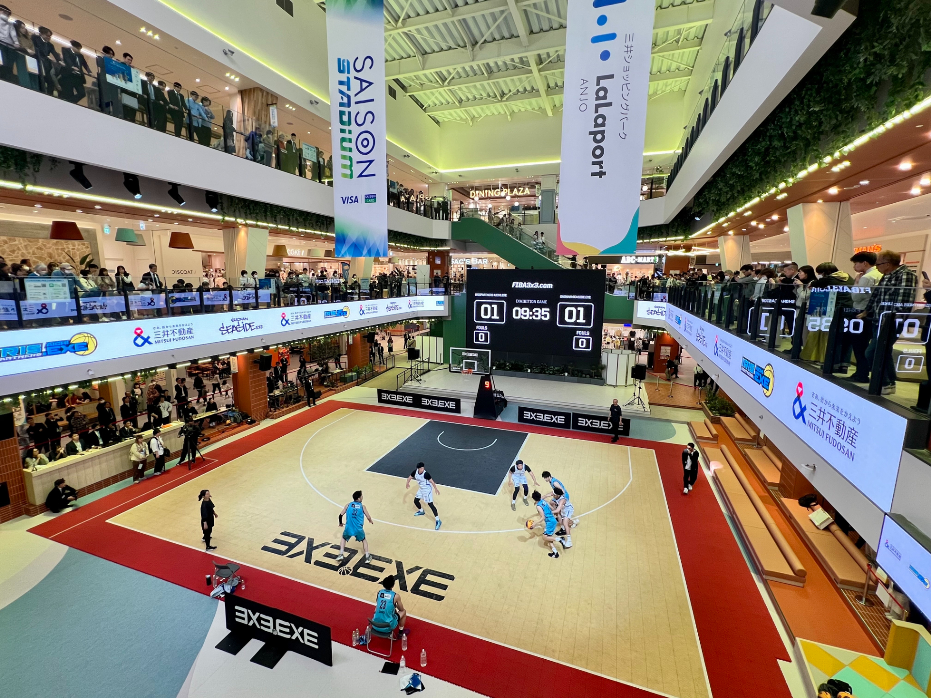 臨場感あふれる屋内イベントスペース「SAISONスタジアム」