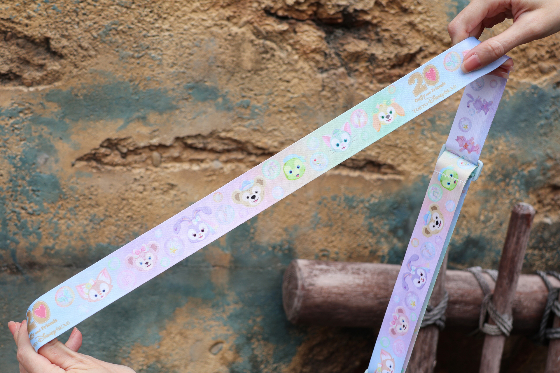 シャボン玉をイメージした丸い形