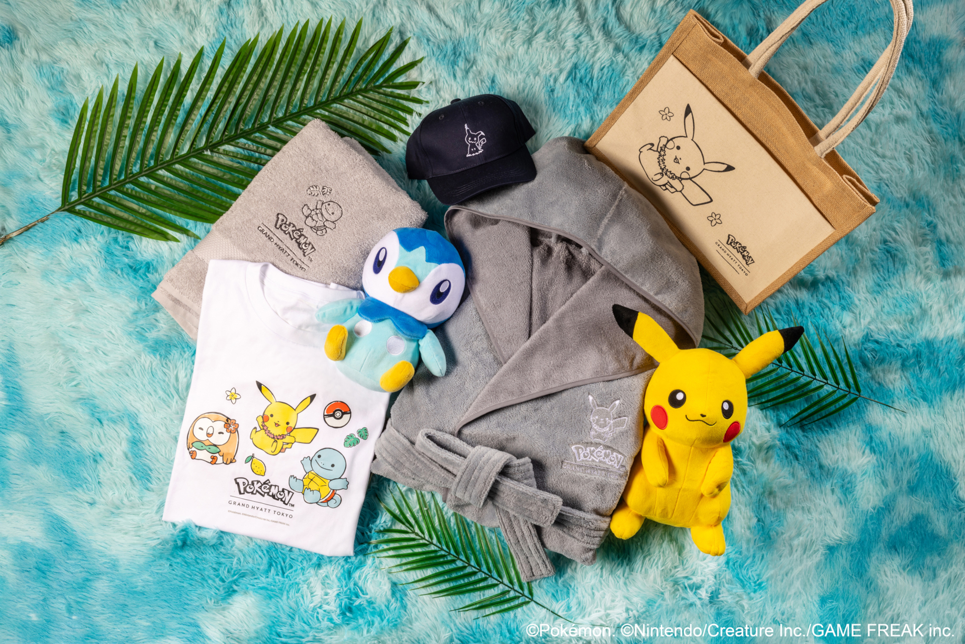 アメニティにはピカチュウとポッチャマのぬいぐるみも含まれている