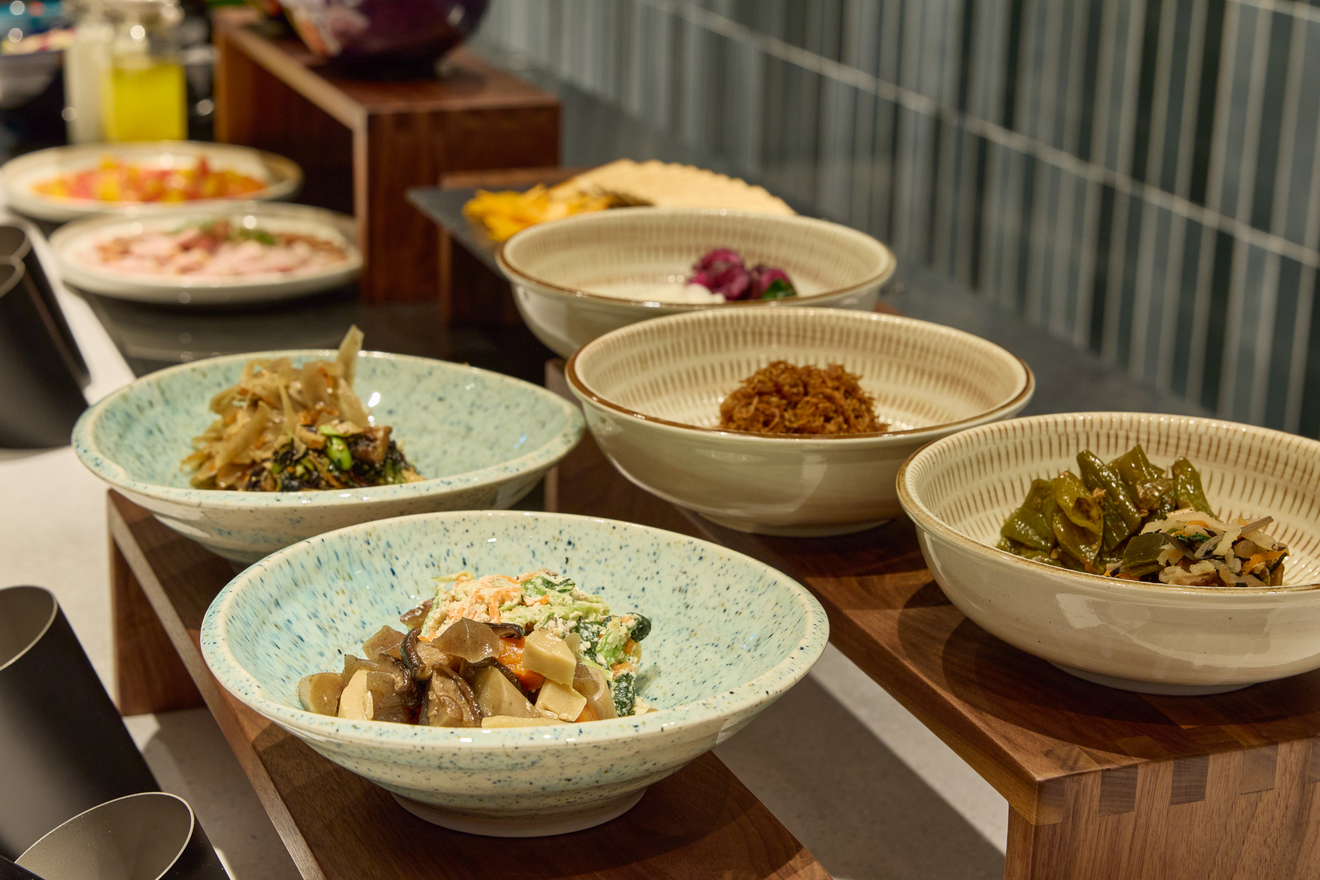 地元食材を使用したおばんざい