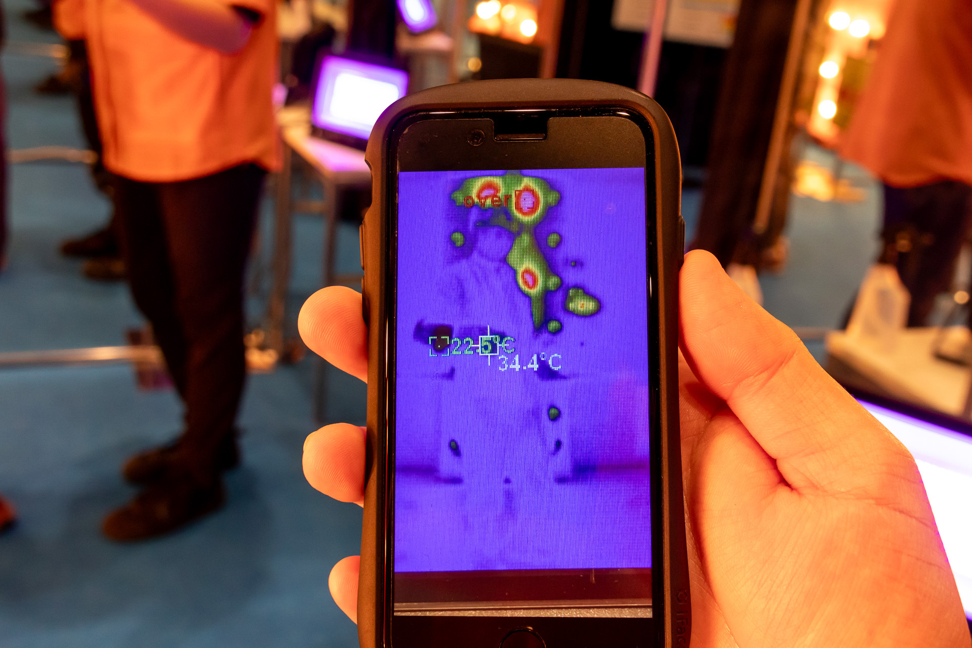 腕の部分は22.5℃まで下がった