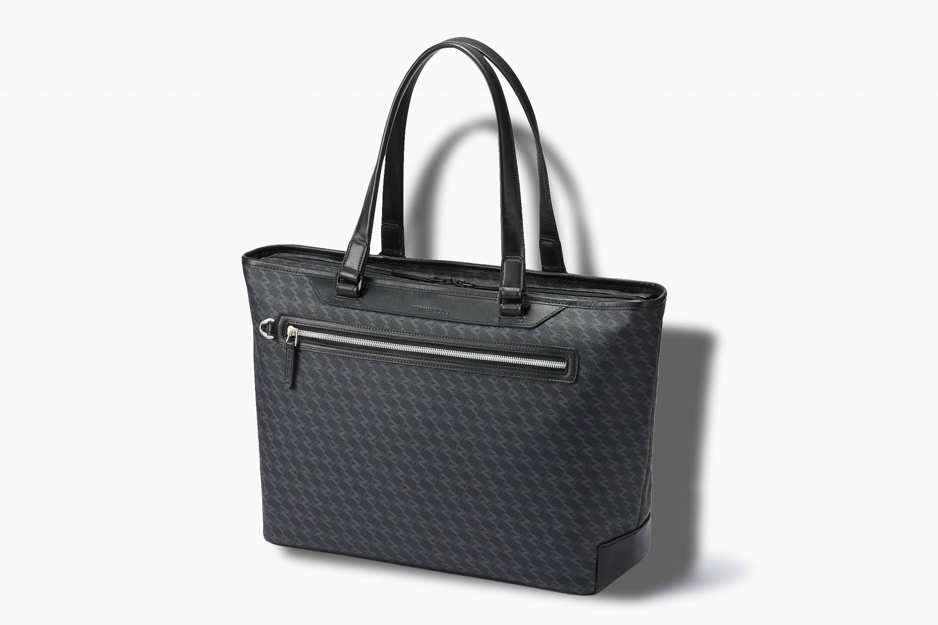 容量18Lのトートバッグ