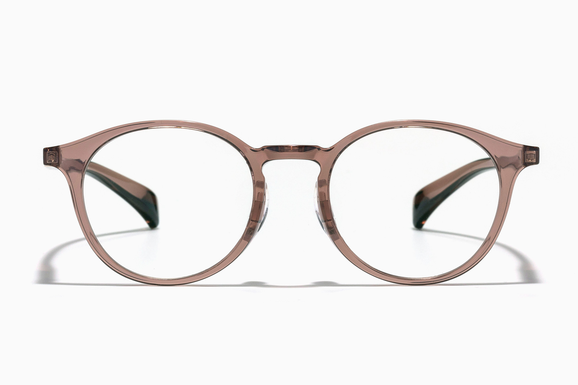 JINS 360°（ボストン）。カラーはライトブラウン、グレーデミグラデーション、マットブラック