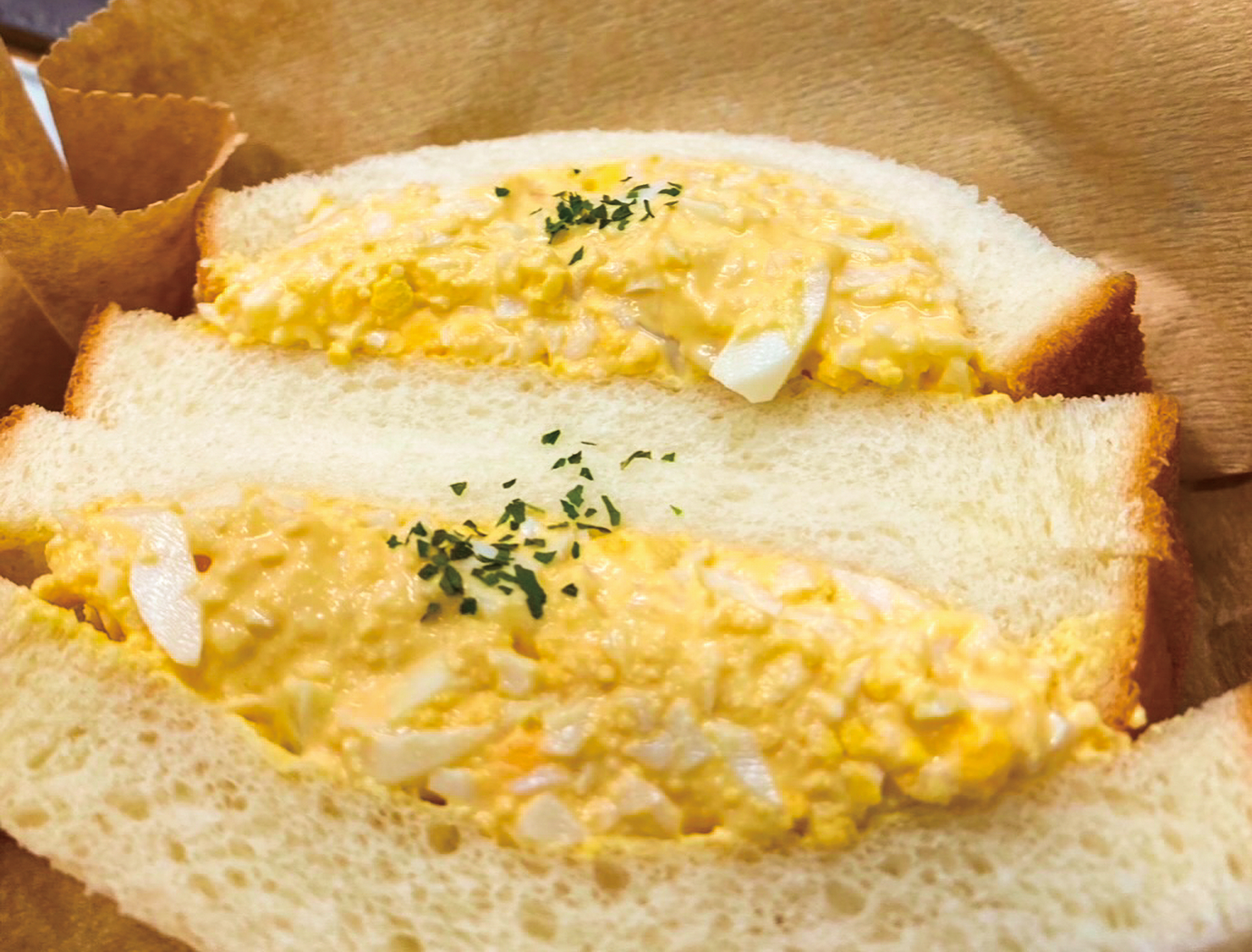 山口県「タルタル卵サンド専門店 黄白舎」