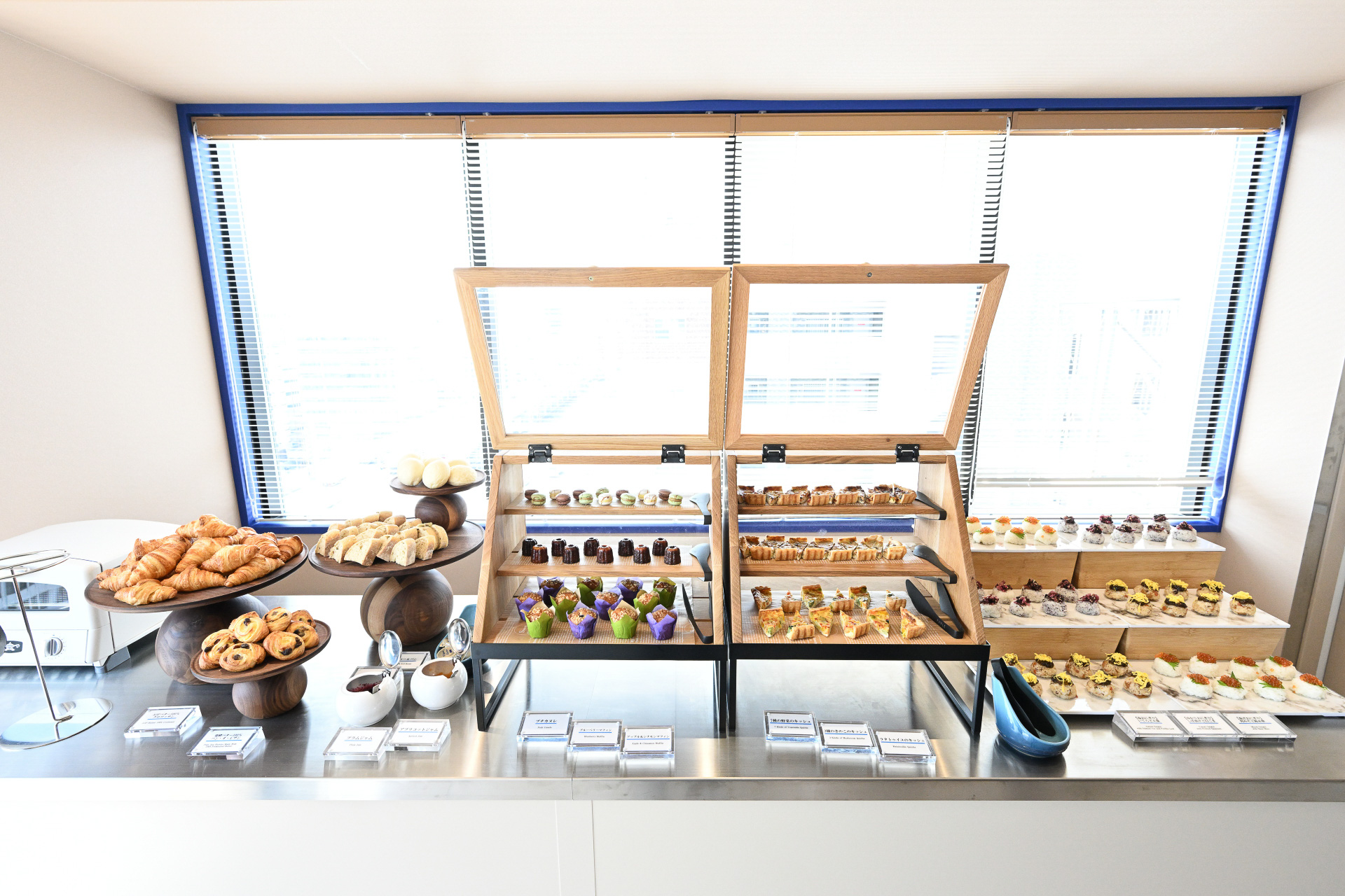 見た目にも楽しい料理が数多く並ぶ。どれも一口サイズ程度の大きさなので、お好みに応じていろいろな味を楽しめる