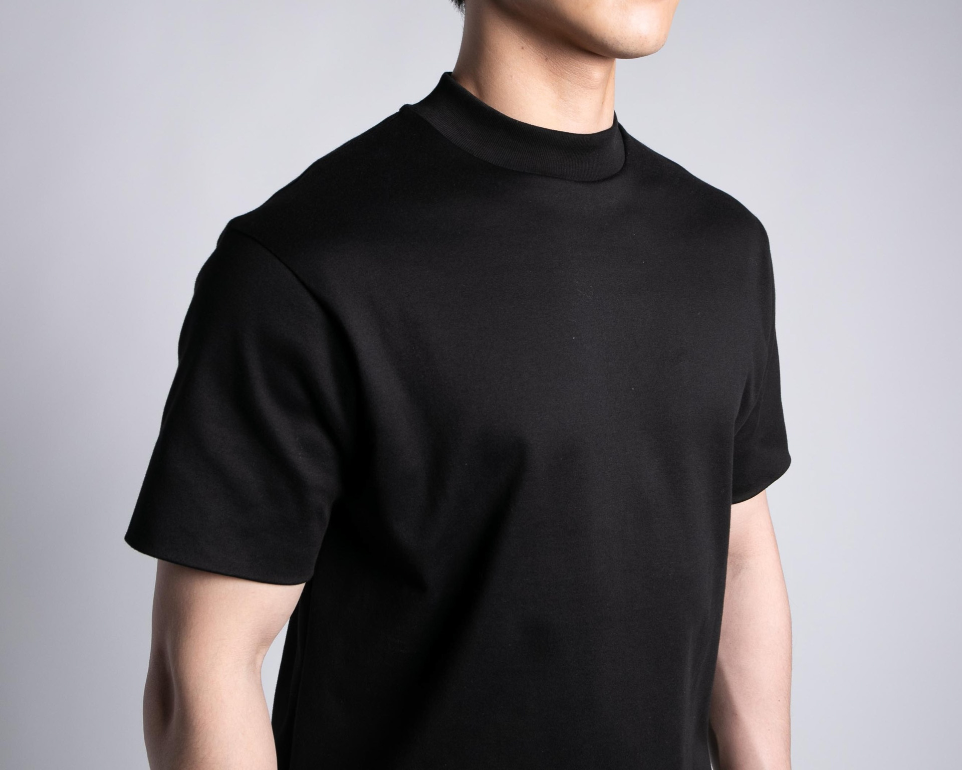 黒T専門店「＃000T」がオリジナルシャツ発売