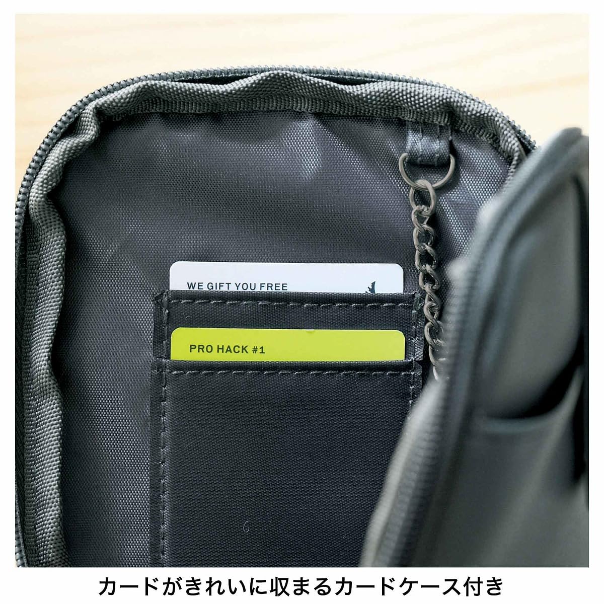 スマホやパスポートやカード、小銭が入る「リトルミイ」デザインのマルチケース