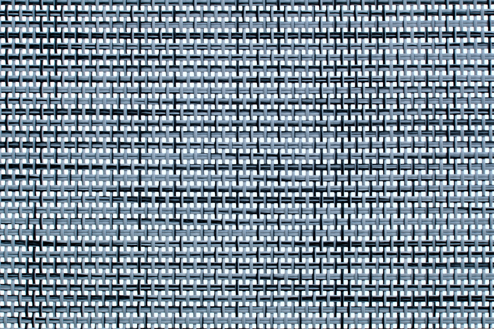 蒸れにくいメッシュ生地