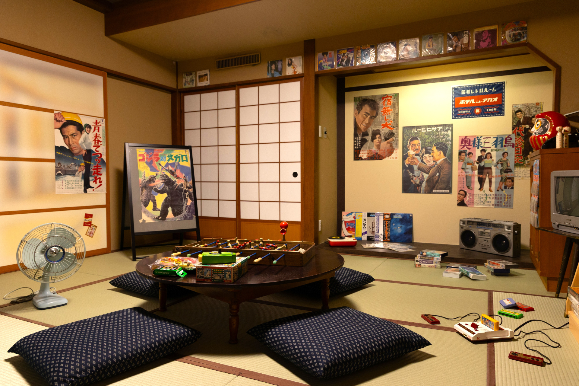 8つの特典が付く宿泊プラン「≪1日1室限定販売≫昭和夜更かしルームで昭和の世界にどっぷり浸かるひとときを～食事はシアターレストランでのビュッフェ～」