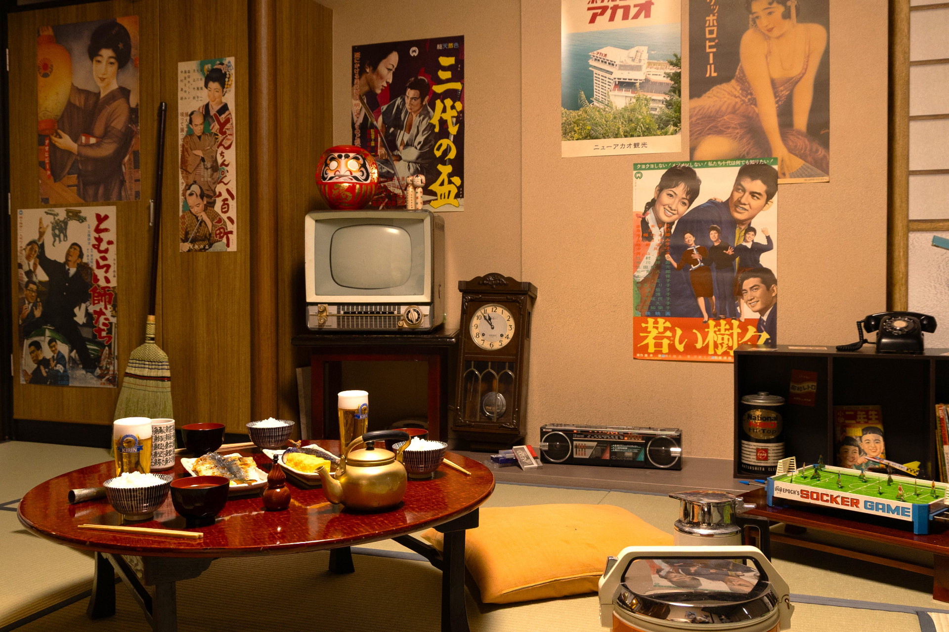 宿泊者以外の人も昭和の世界観を楽しめるよう、写真撮影専用の展示ルーム「ホテルニューレトロ」を館内で公開（4月29日～7月13日）