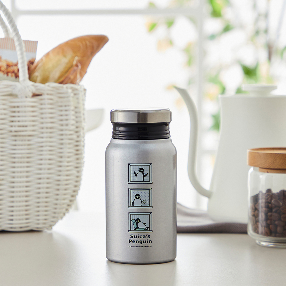 「ミルク瓶のような形の保温保冷サーモボトル」（2990円）