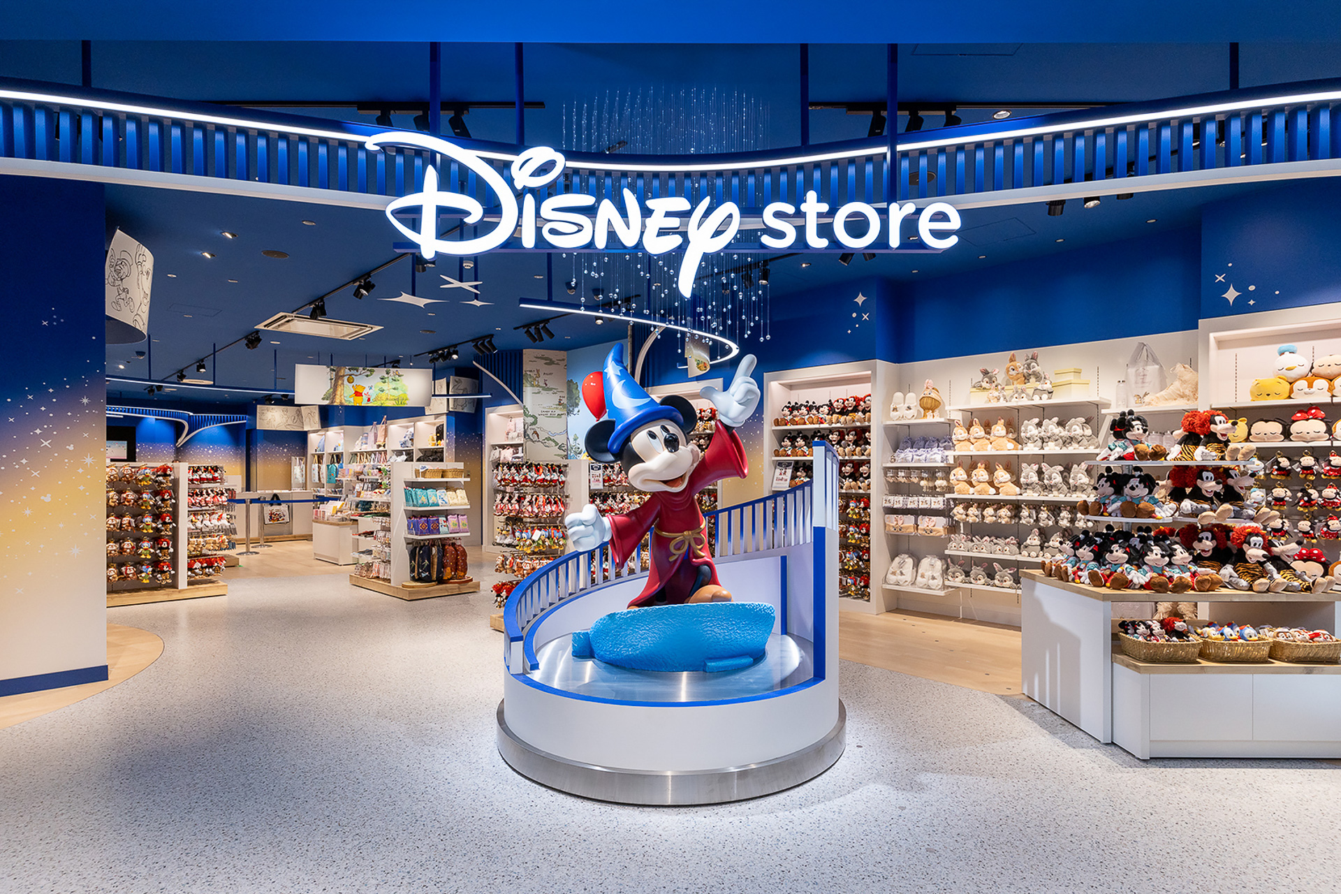 「ディズニーストア 岡山イオンモール店」外観