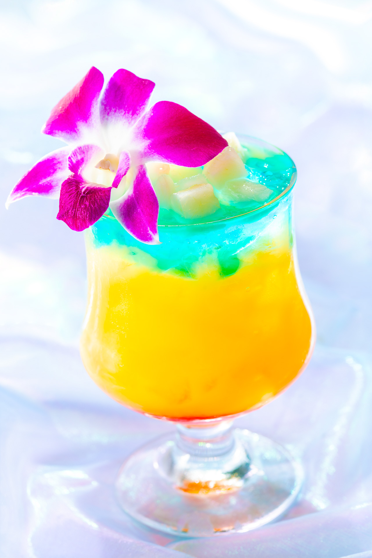 「ハワイアンスタイル・スペシャルドリンク」（1600円）、オリジナルコースター付きだ