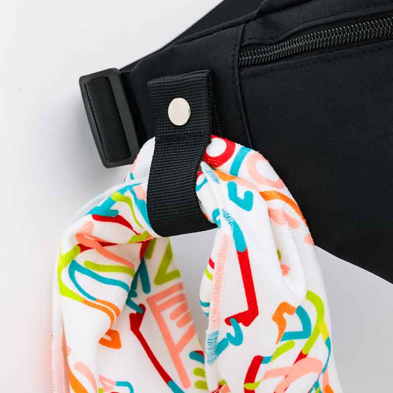 ファミリーマート限定「DOD 多機能ボディバッグBOOK BLACK」