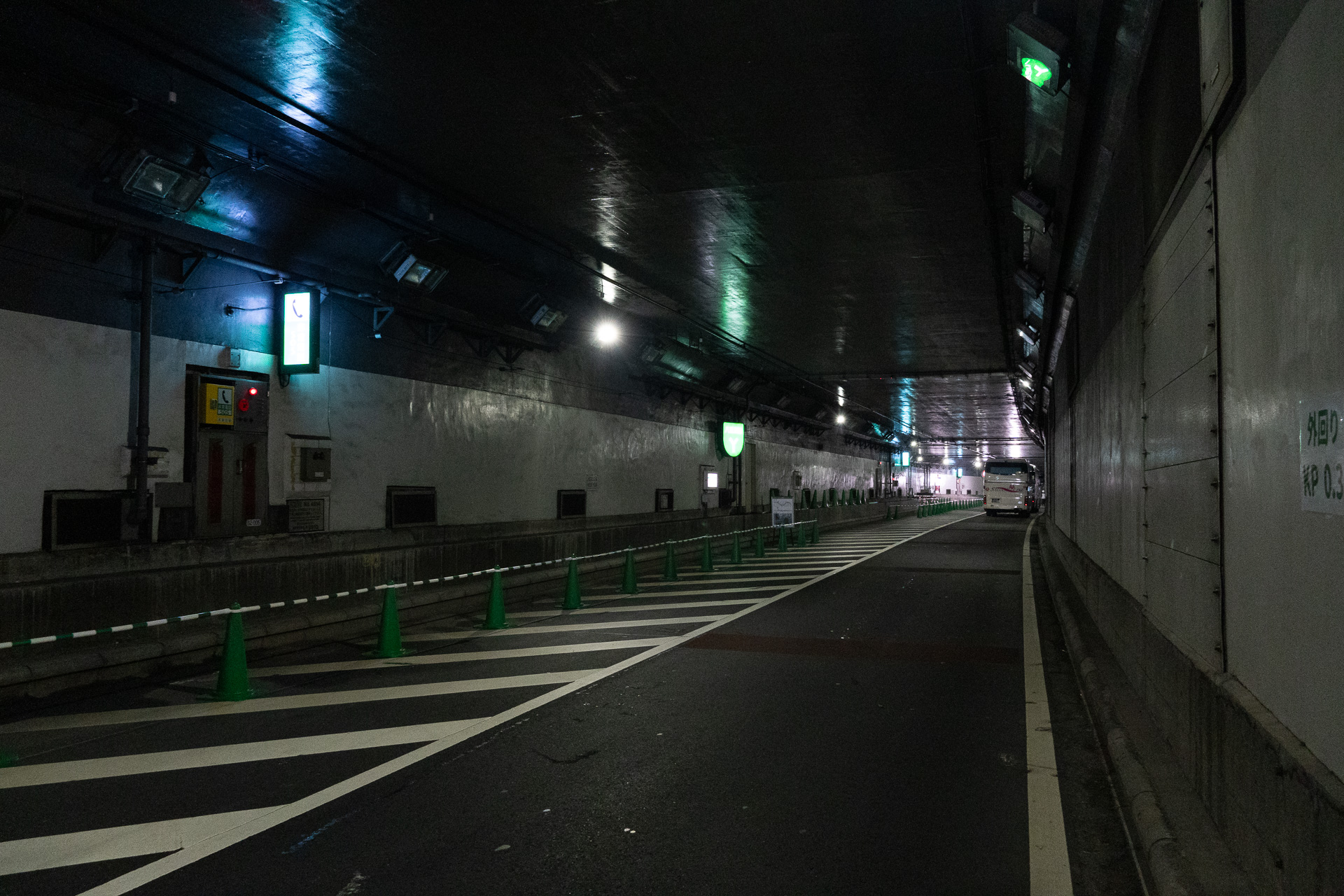 トンネル内部の様子