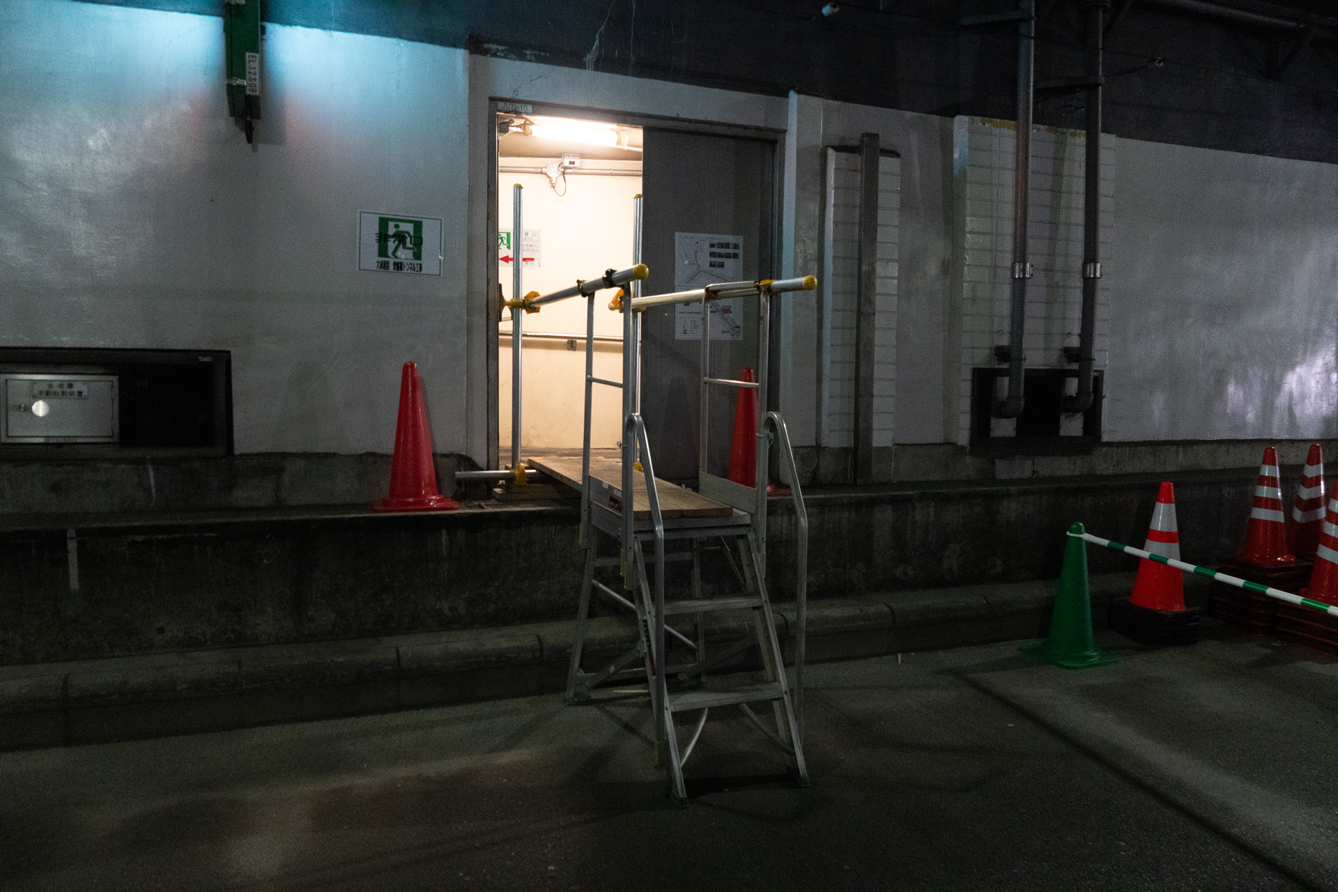 トンネル内部の様子