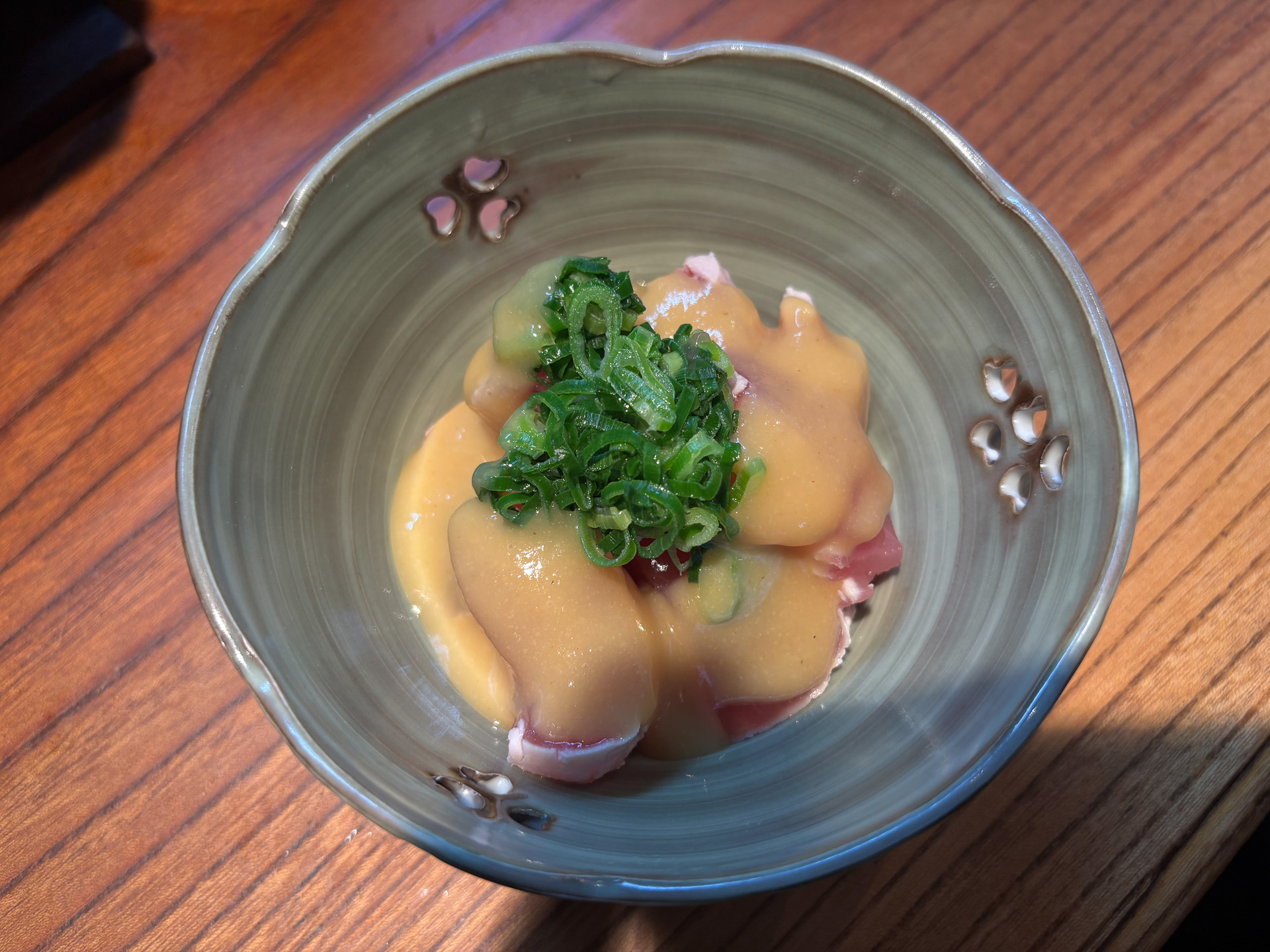 マグロ酢味噌和え