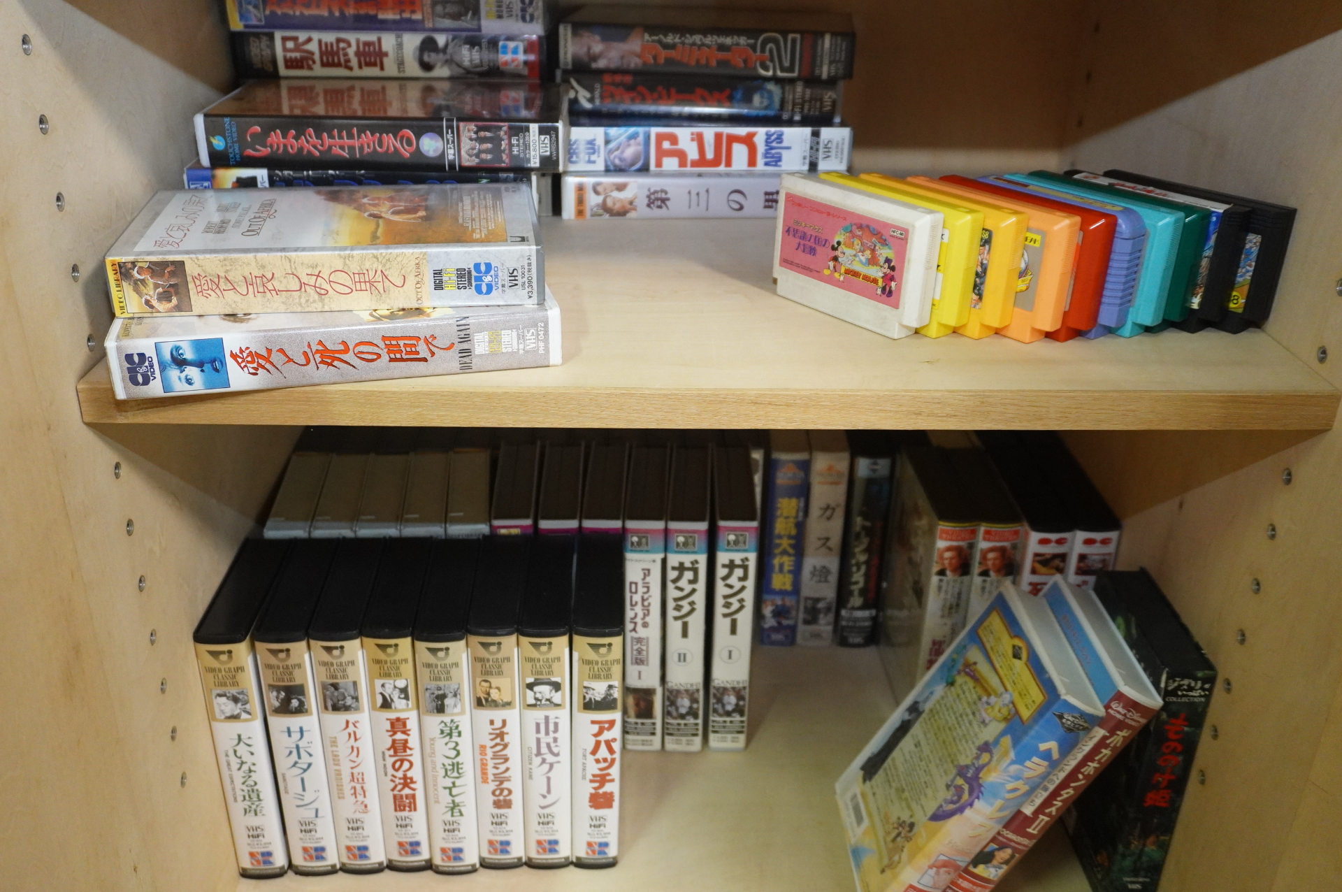 「昭和夜ふかしルーム」のアイテムは、部屋の飾りではなく“実際に遊んで使っていい本物”というのがこだわりポイント