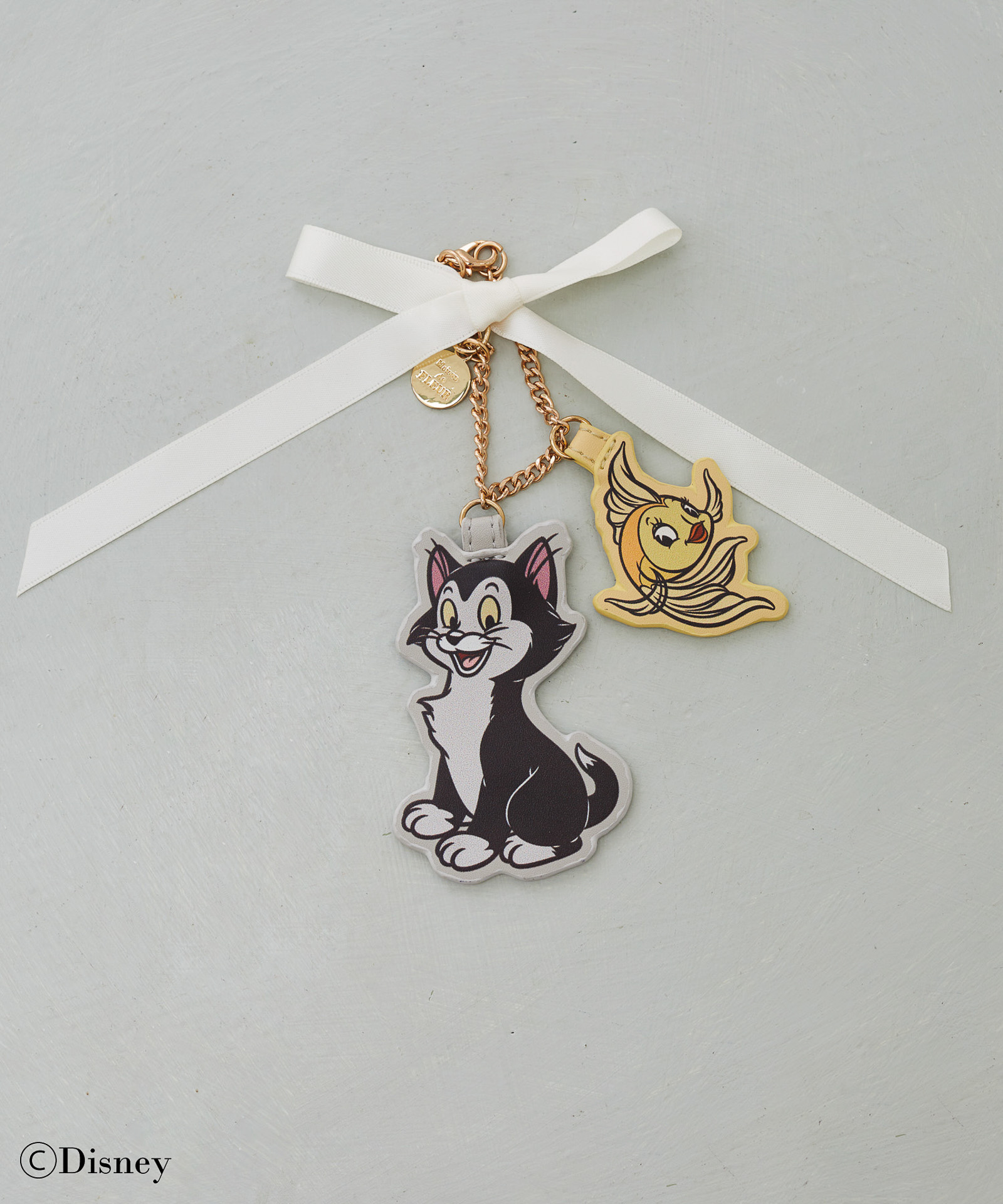 「レザーチャーム」（4400円）