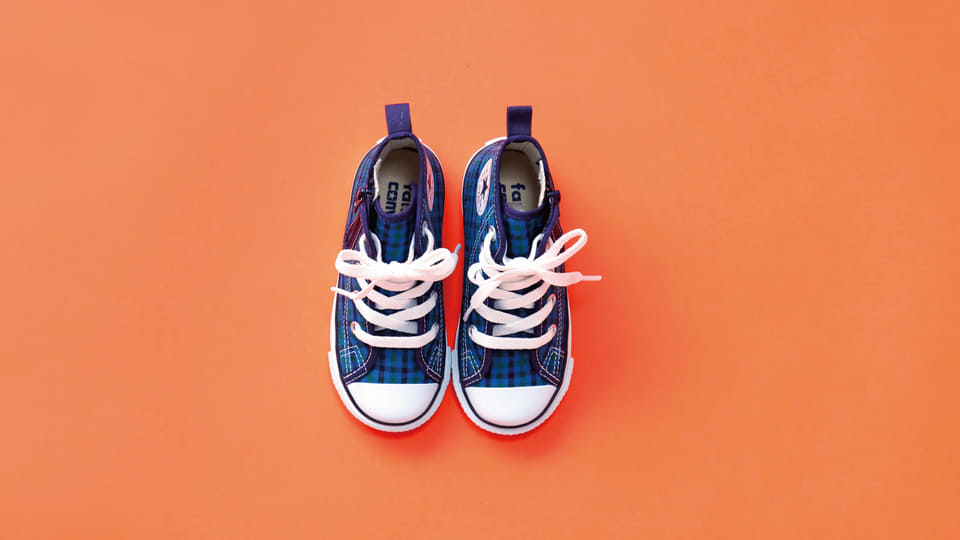 ファミリア×コンバース、コラボ第2弾は「ALL STAR」青系チェック