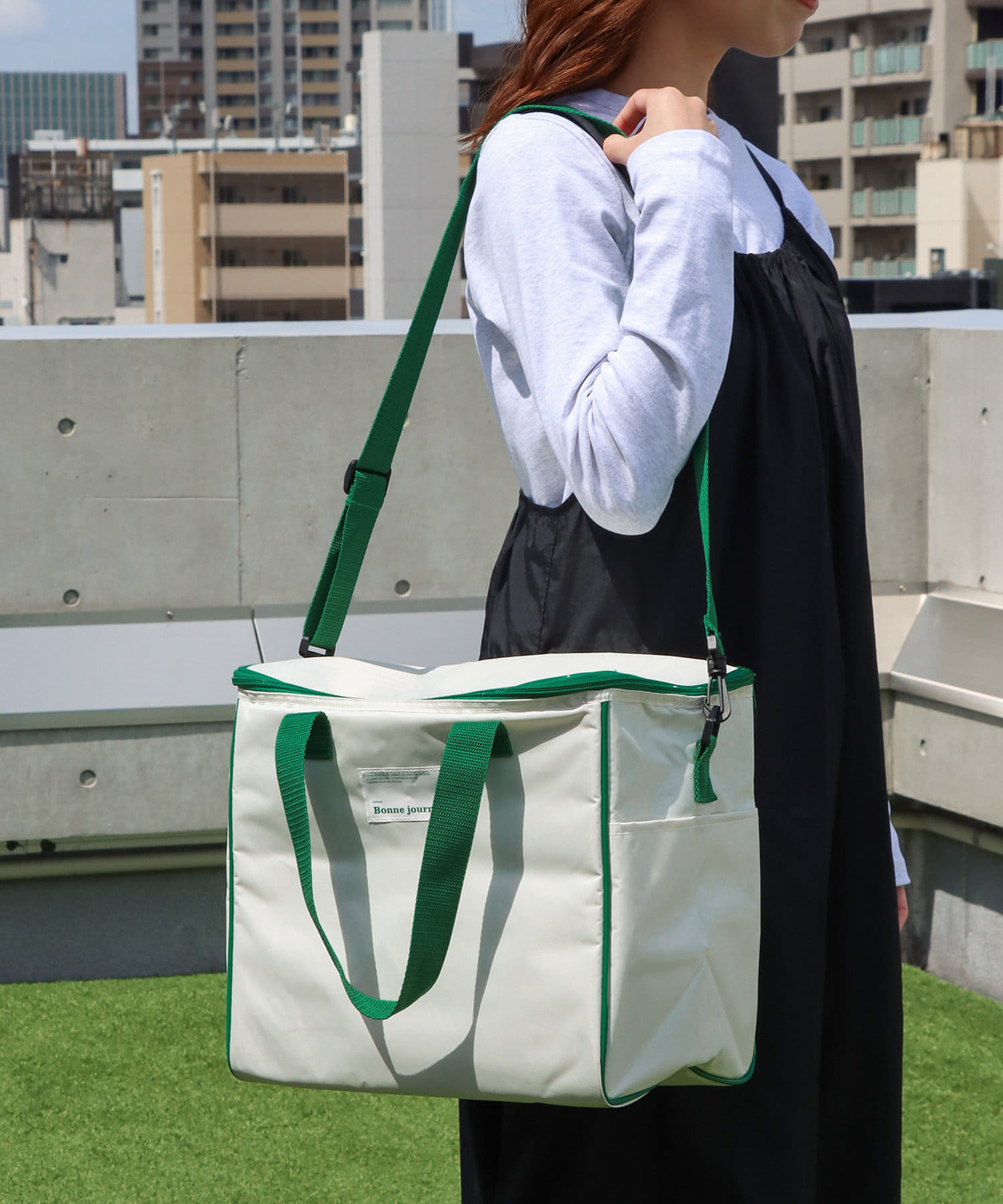 「保冷ソフトクーラーバッグ」Lサイズ（1320円）