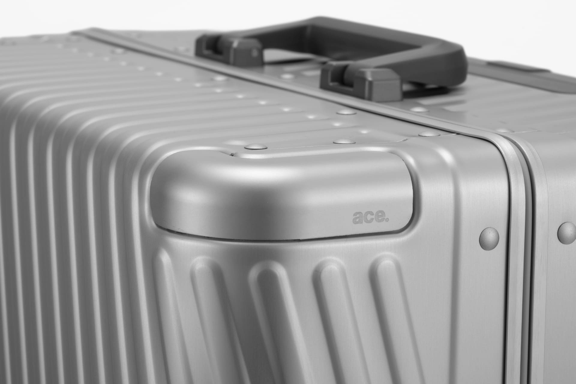 耐久性に優れたアルミニウムボディ