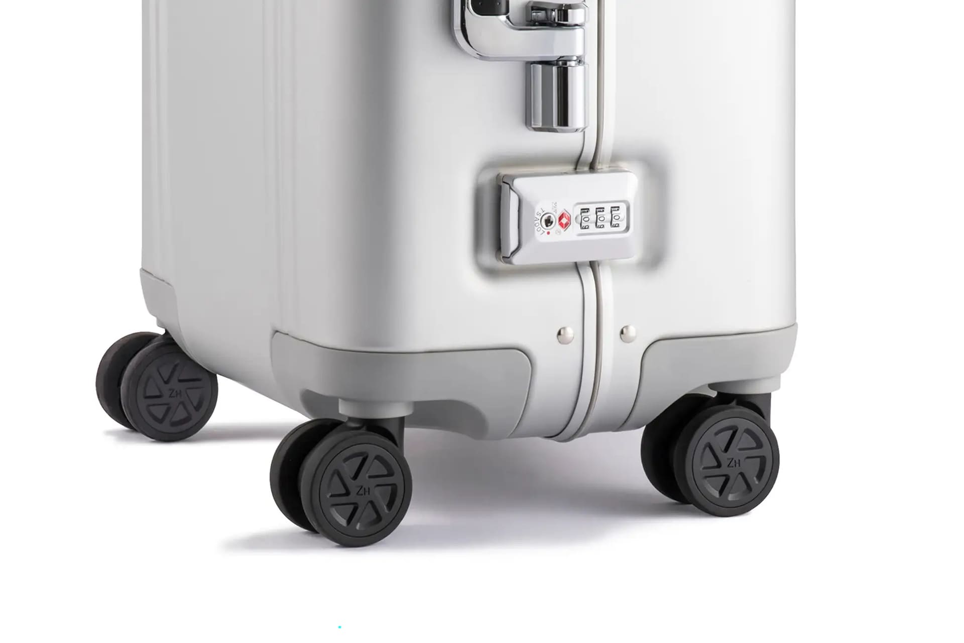 ベアリング内蔵の静音キャスター