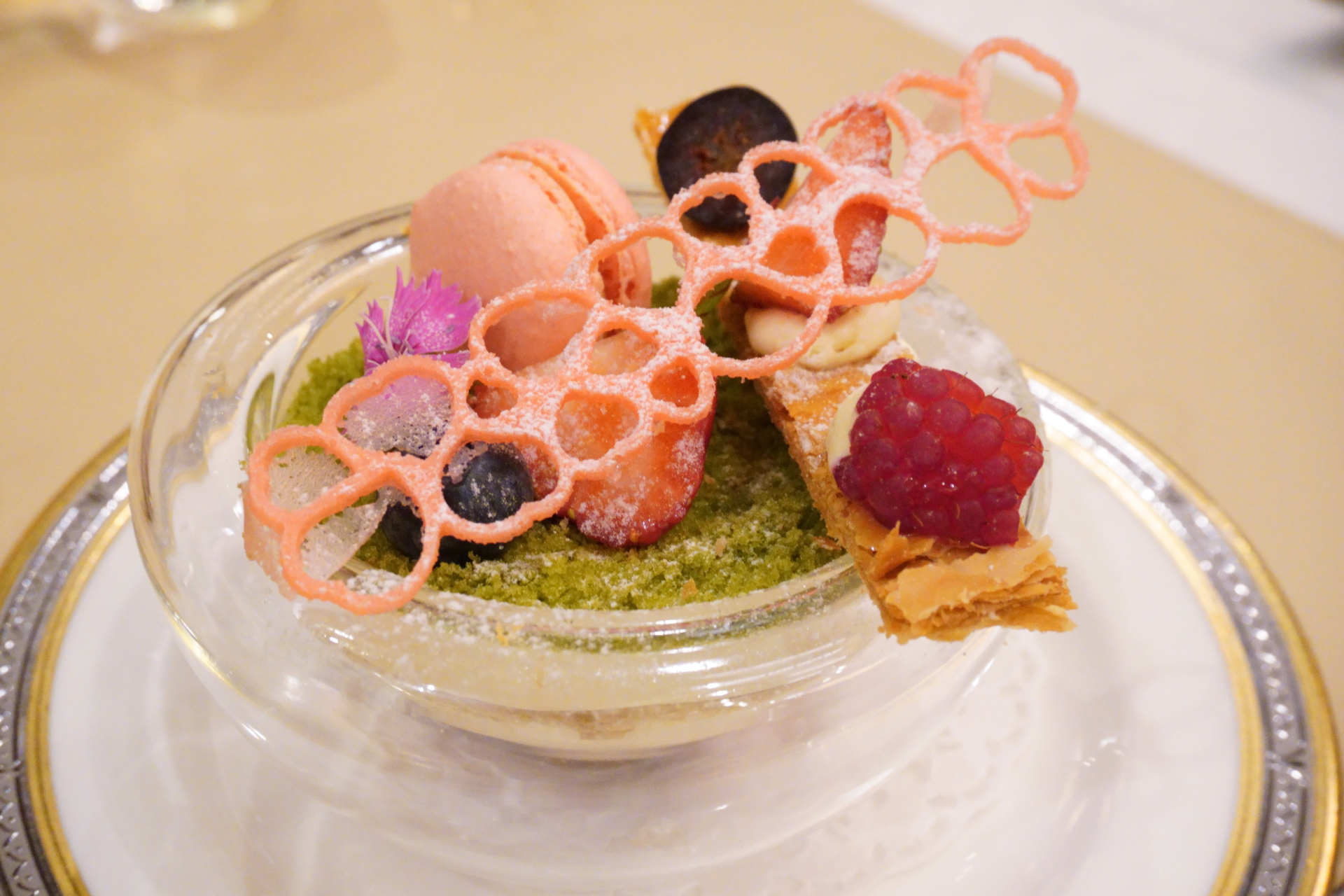 季節限定スイーツ「ジャルダン」（単品1000円、ドリンクセット1750円）