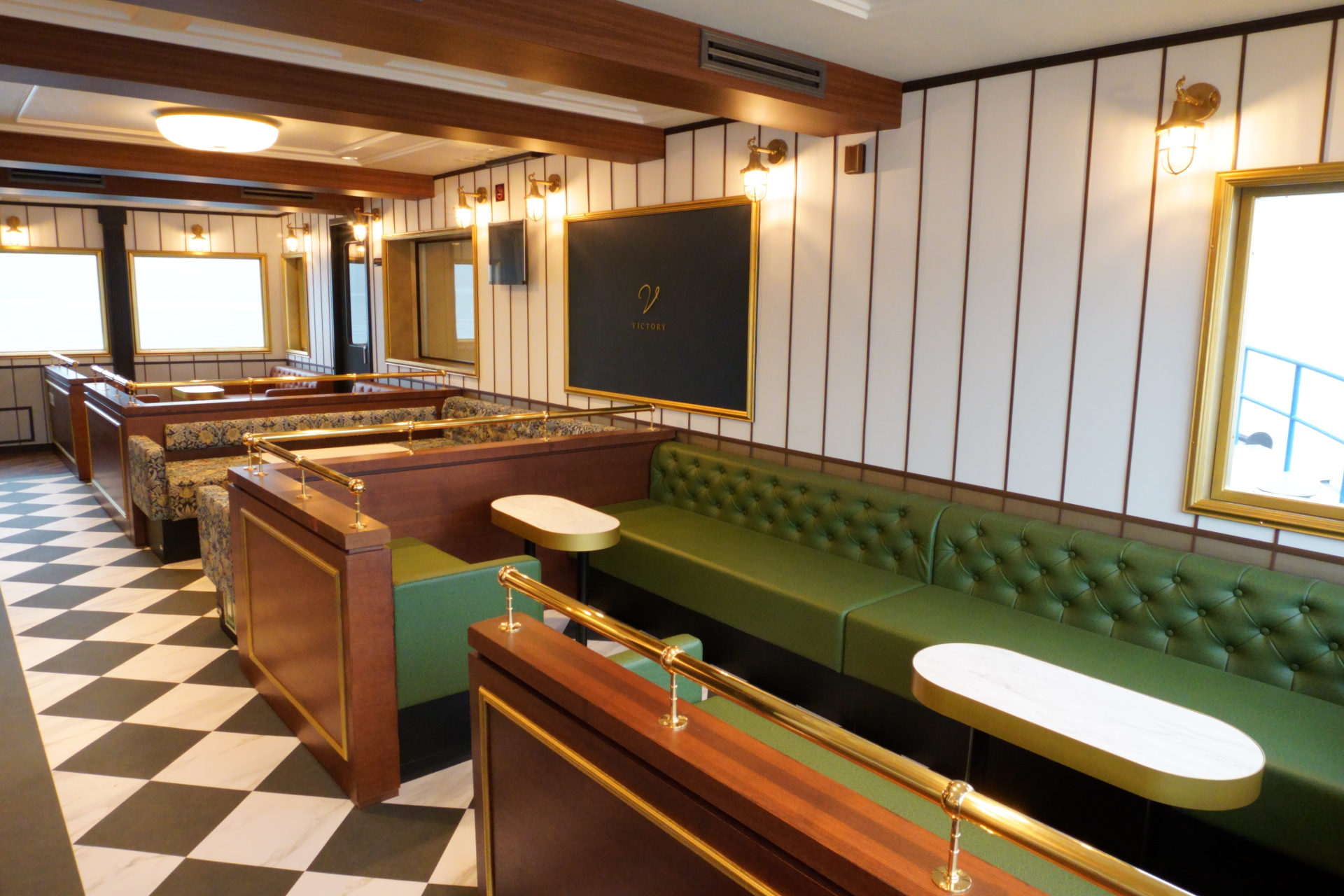 “豪華クルーズ”を短時間で楽しめる箱根海賊船に乗ってきた