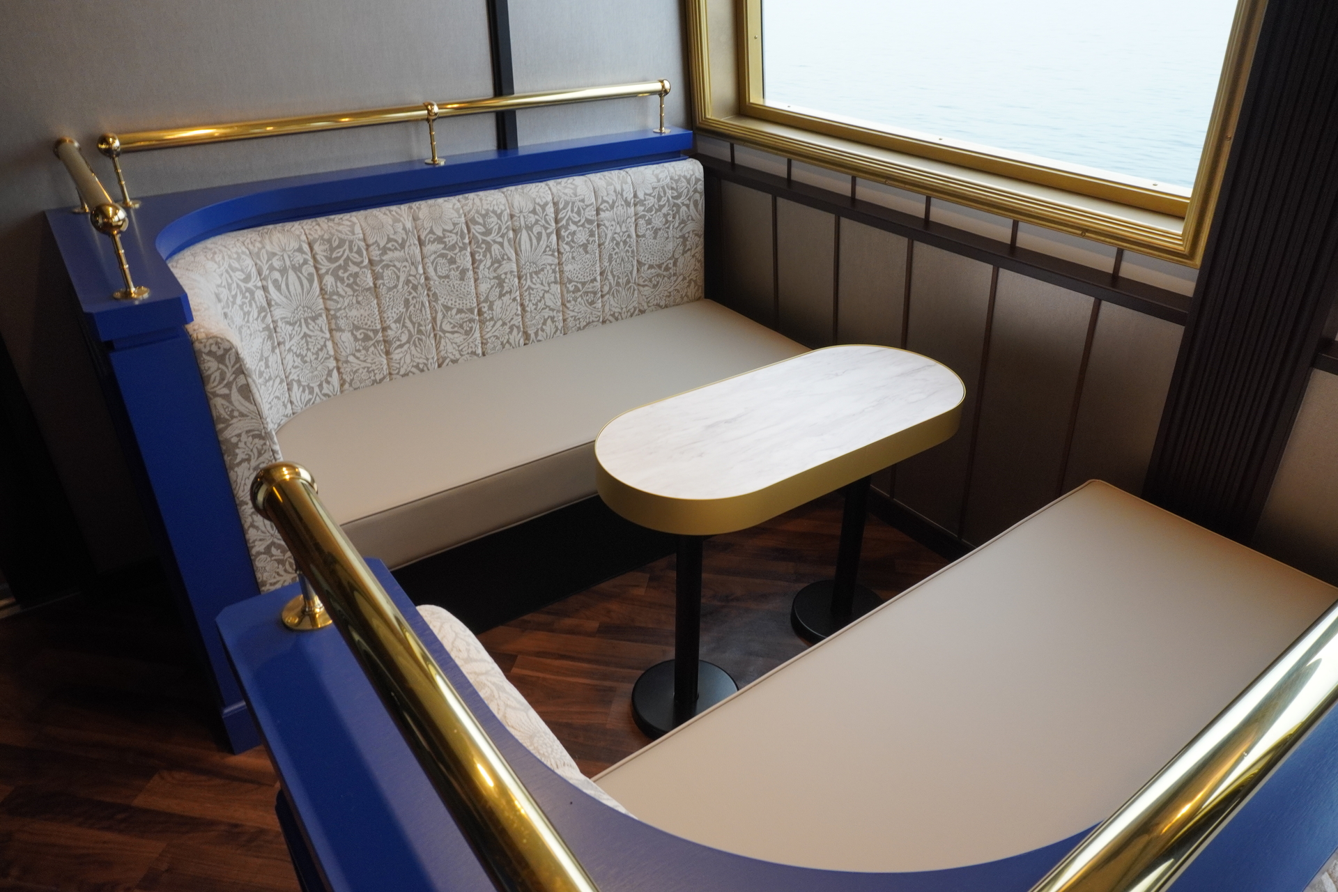 特別船室（2階）