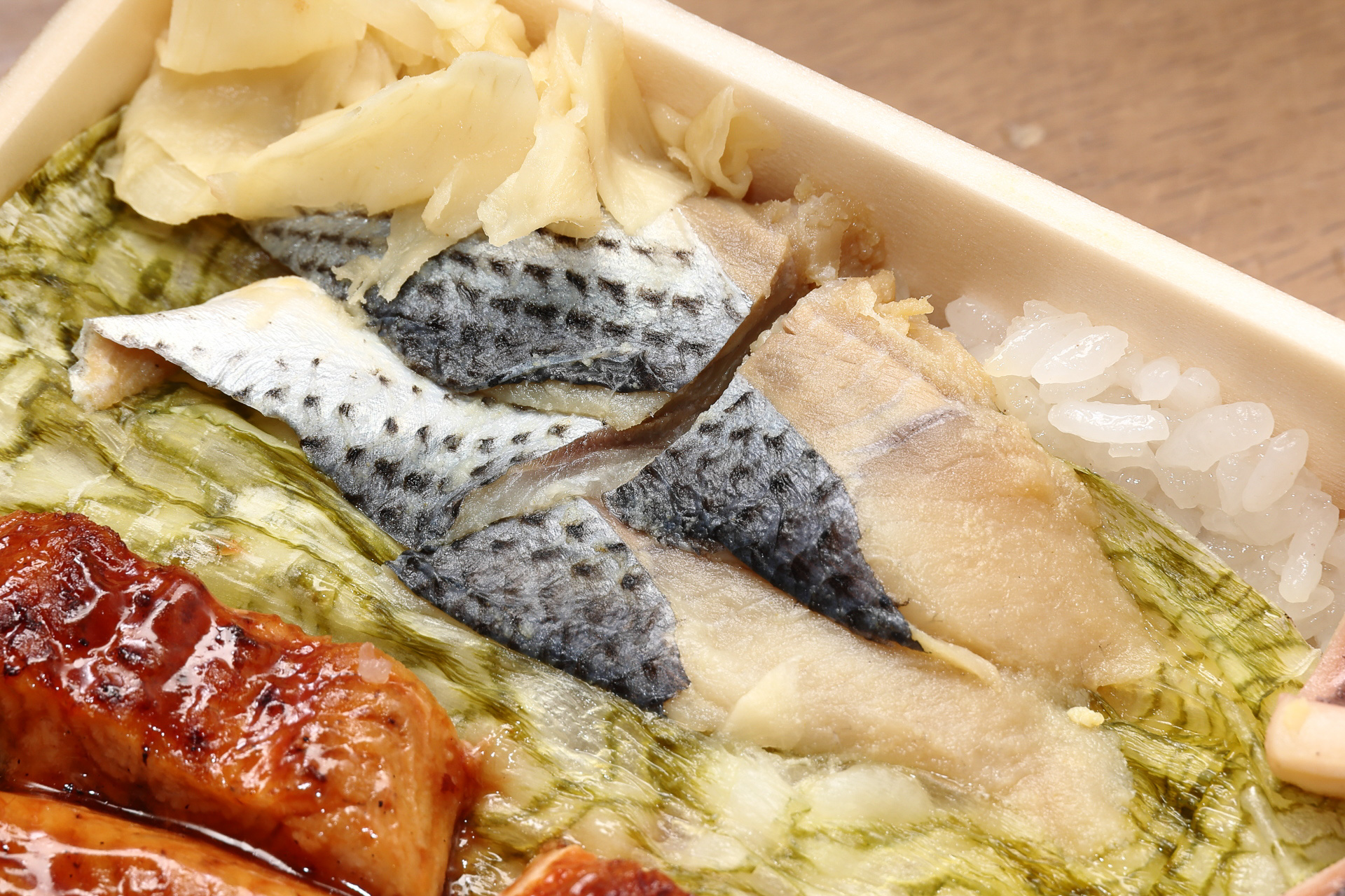 こはだはわさび醤油の味付け