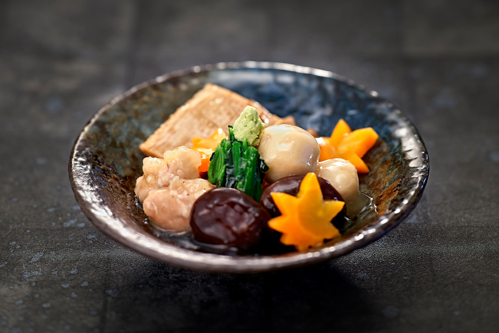 金沢の郷土料理「治部煮」（大江戸温泉物語 あわづグランドホテルで提供）