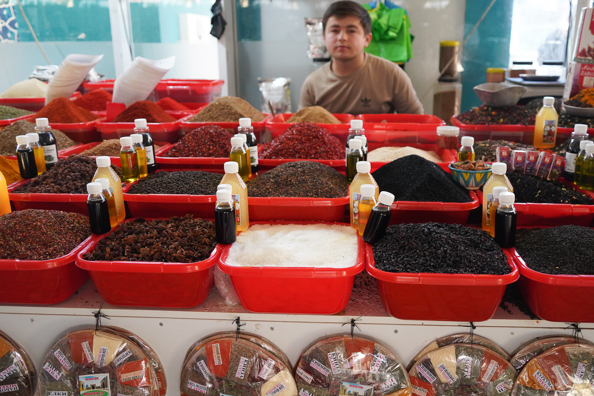 香辛料のお店が多い