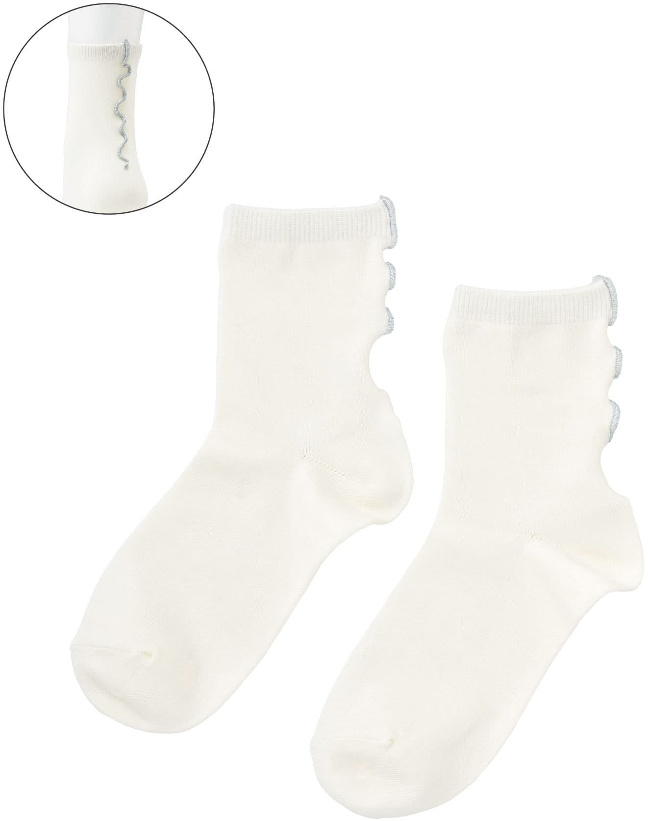 「撥水加工バックラメメロウソックス」アイボリー