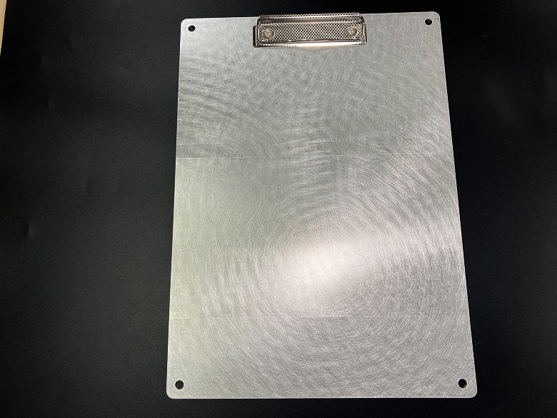 「バインダー」（9800円）