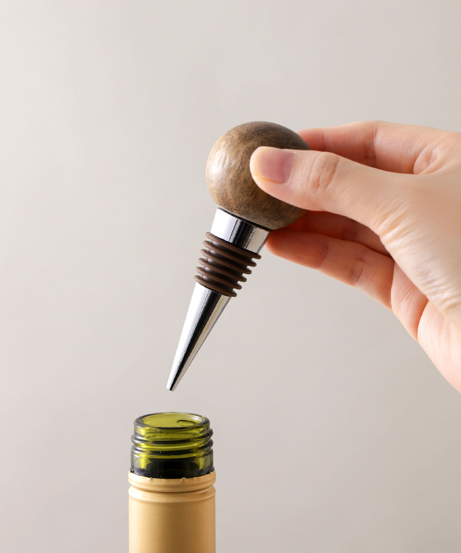 「ワインストッパー」（330円）